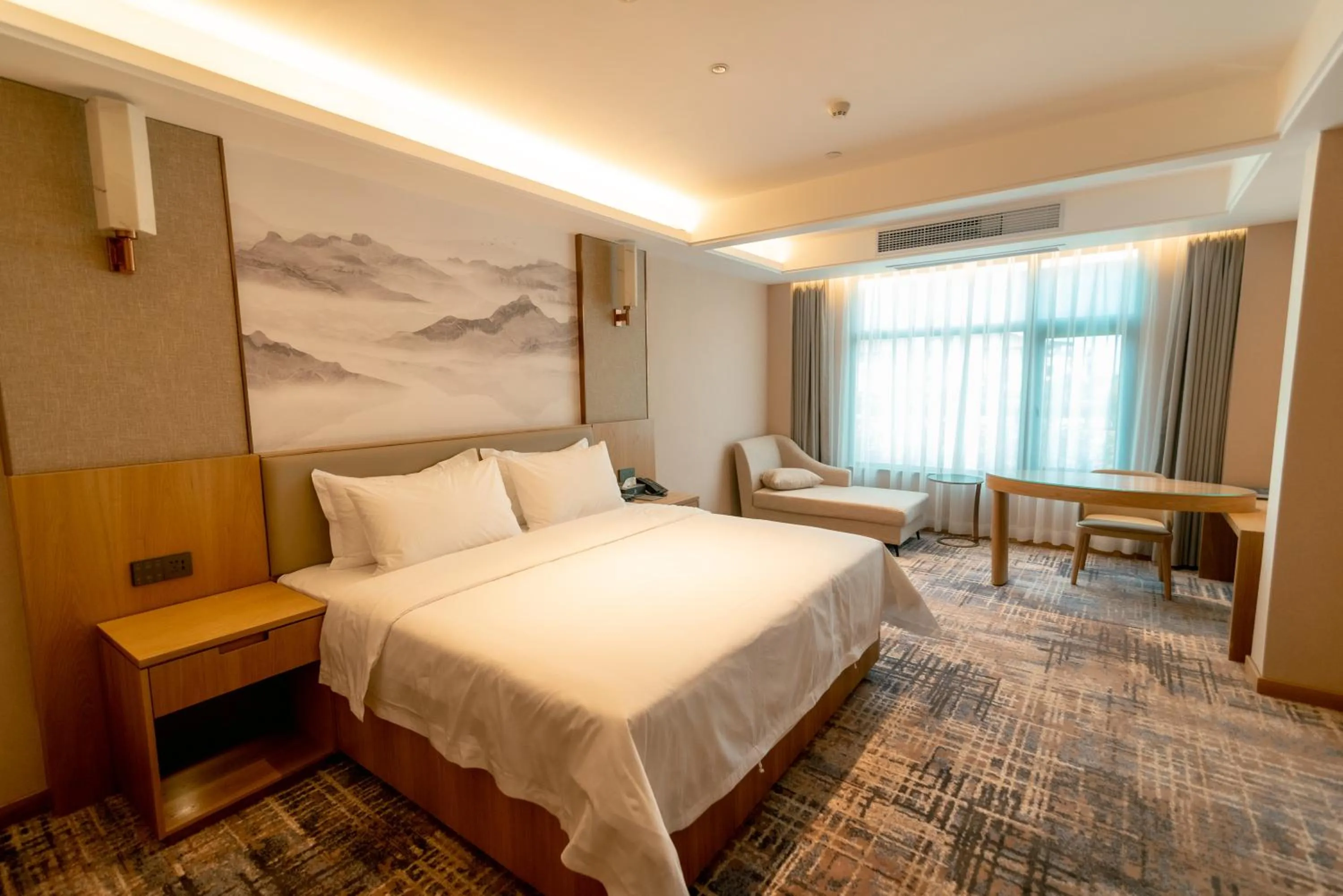 Superior King Room in ShengDa International Hotel
