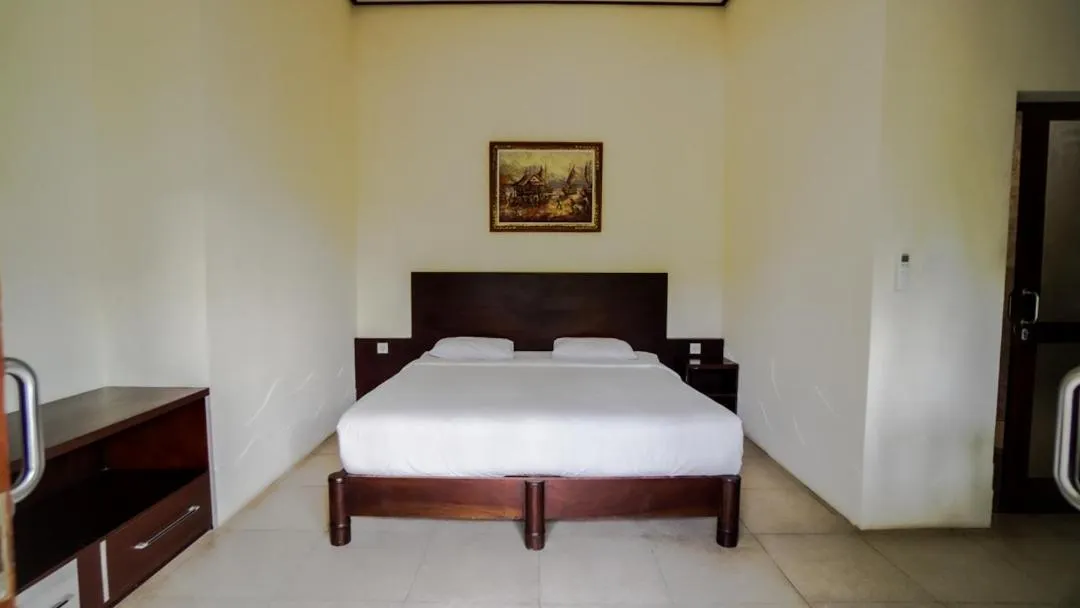 Deluxe Double or Twin Room with Pool View in The Janan Villa