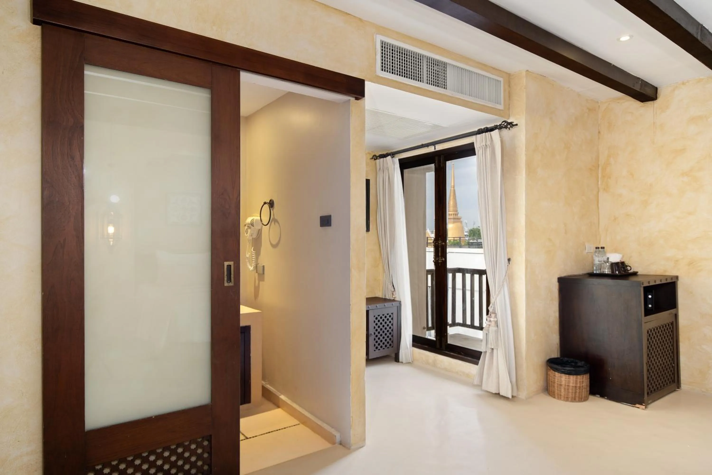 Deluxe Twin Room in Dewan Bangkok