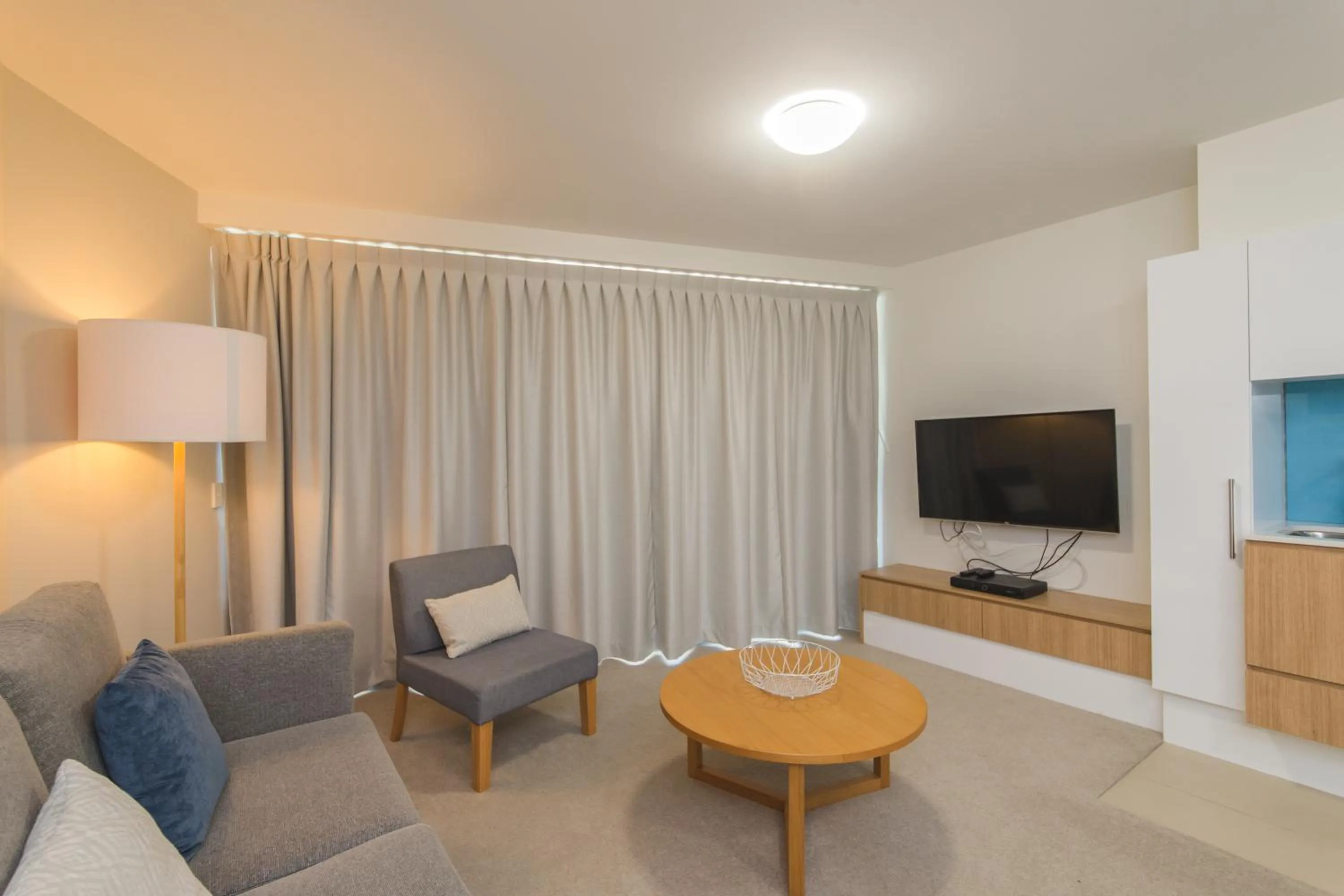 1 Bedroom Partial Ocean View in Salt Yeppoon