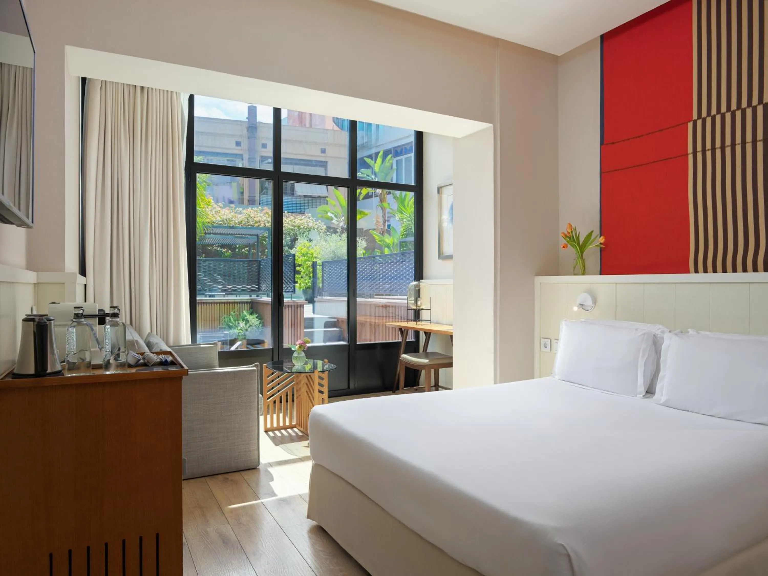 Double Room with Terrace in H10 Cubik 4* Sup