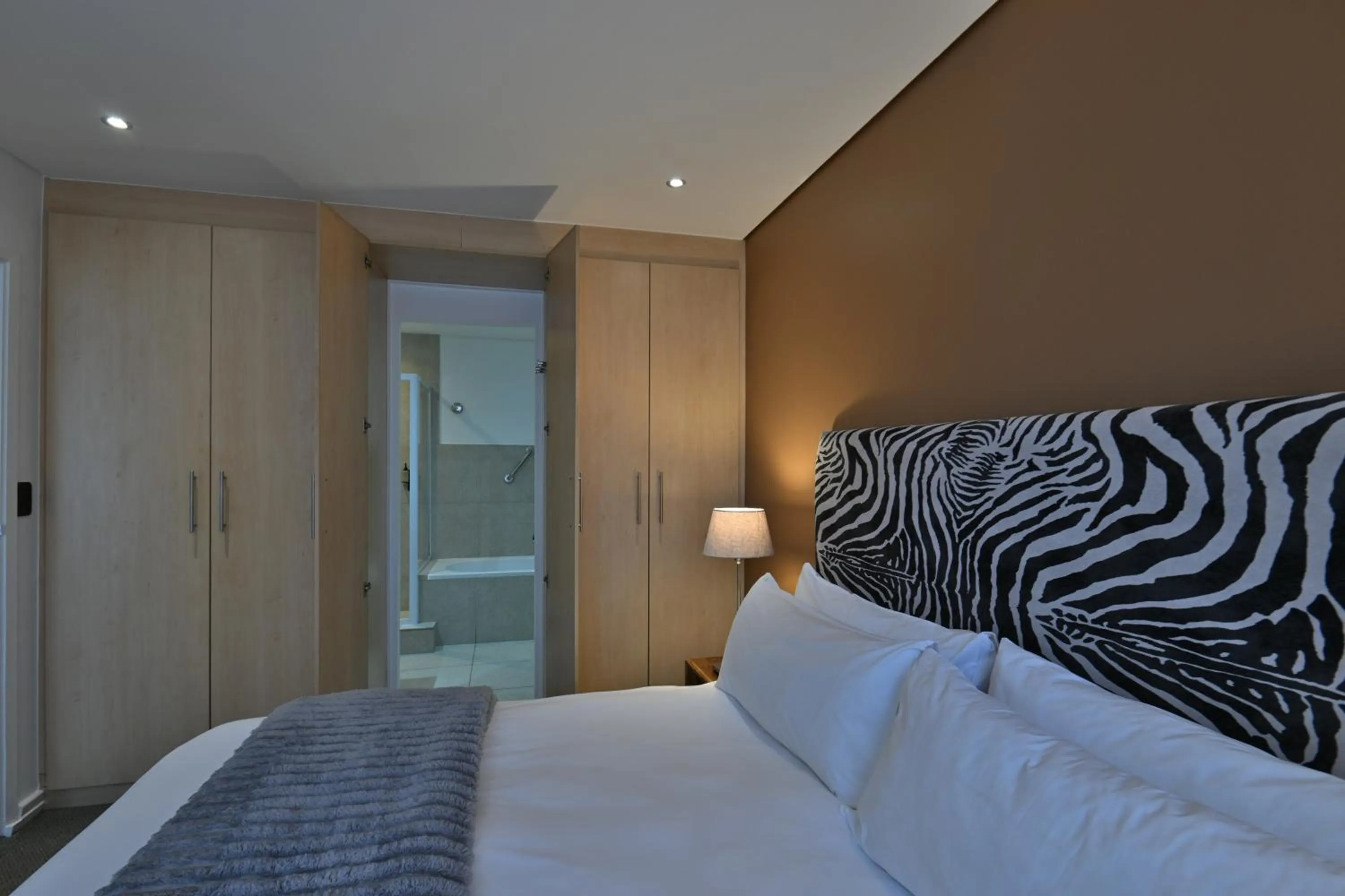 Two-Bedroom Apartment - single occupancy in Fountains Hotel