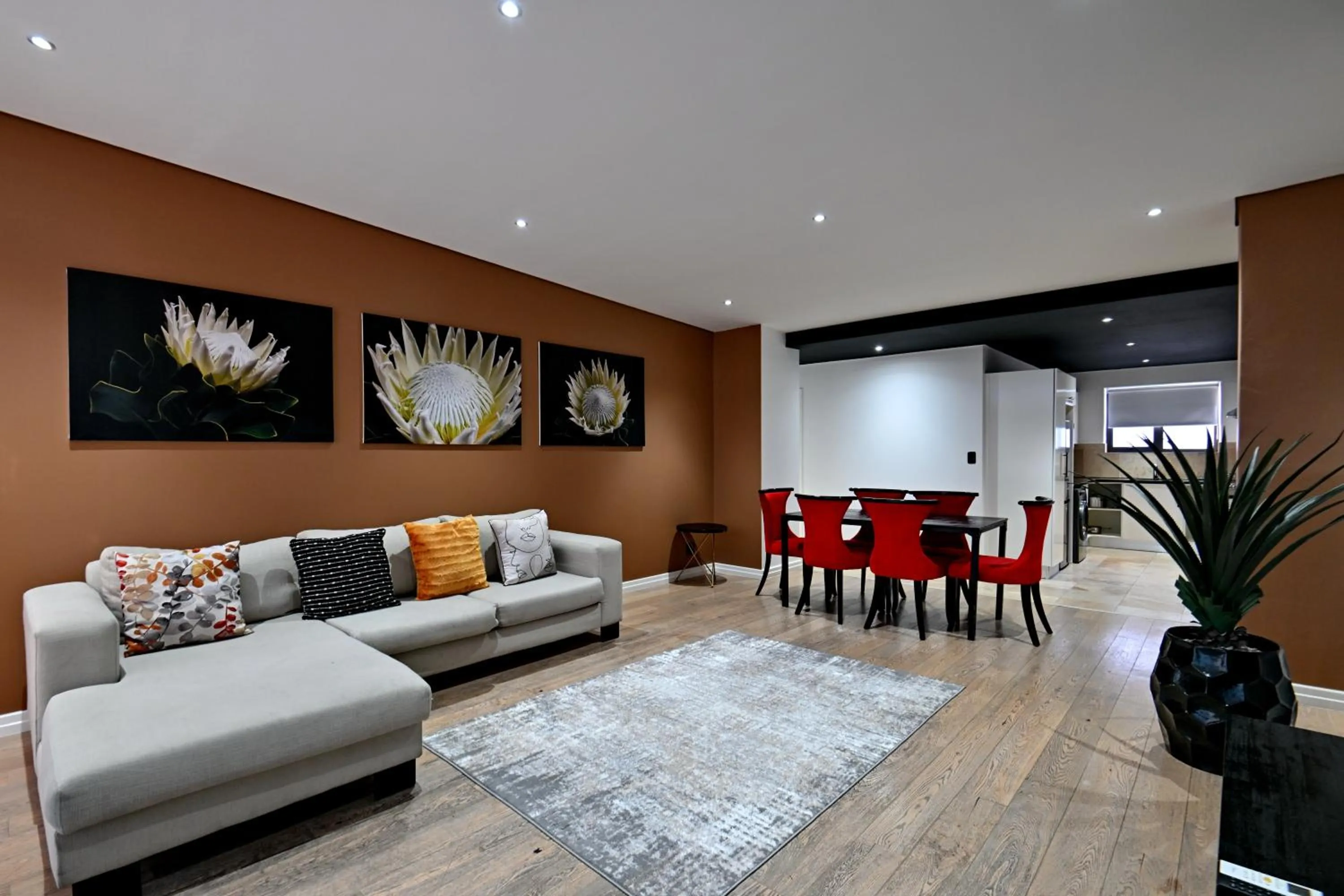 Three-Bedroom Apartment in Fountains Hotel