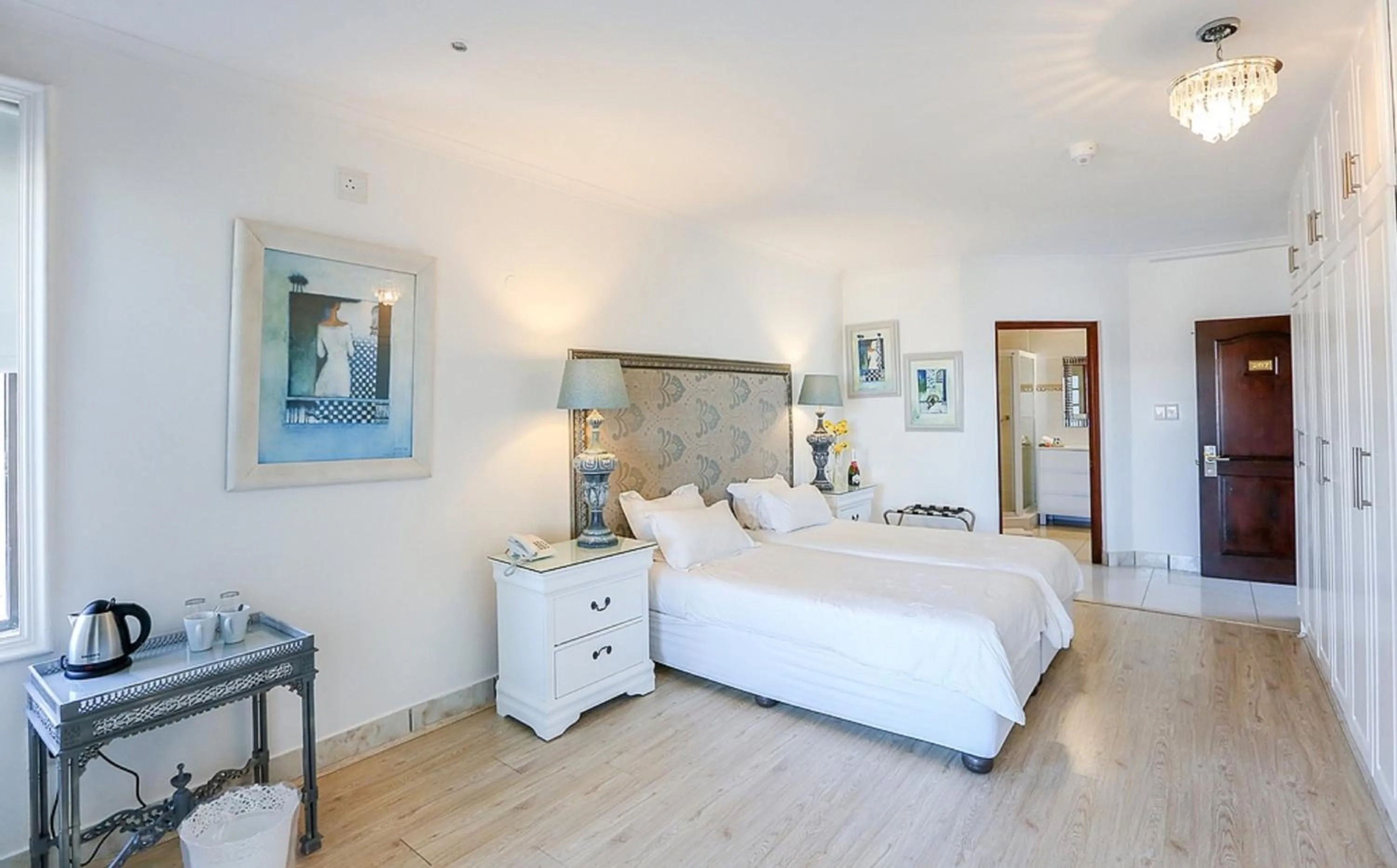 Family Room Partial Sea View in Misty Waves Boutique Hotel