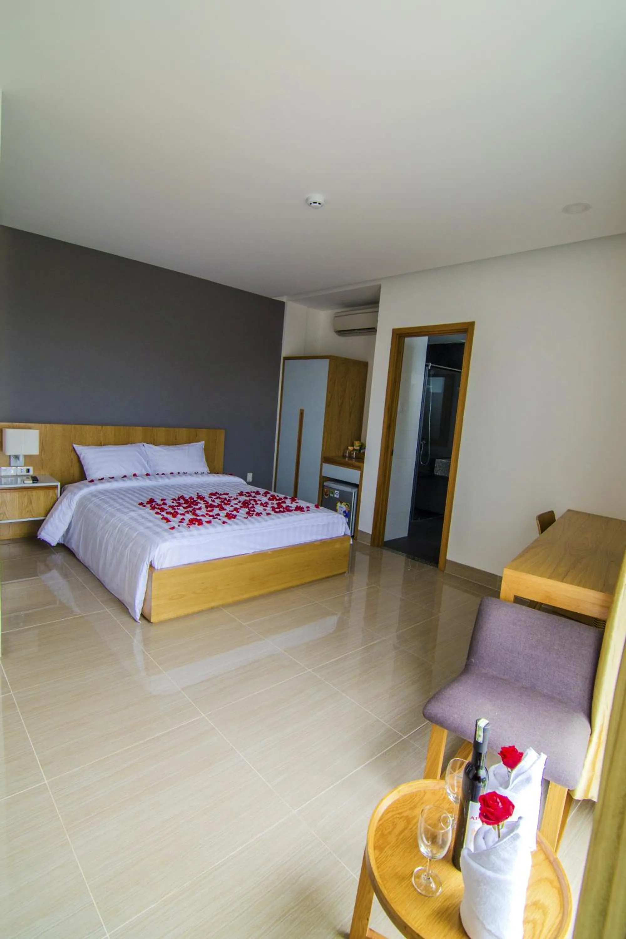 Deluxe Double Room in Sailing Hotel Phú Quốc