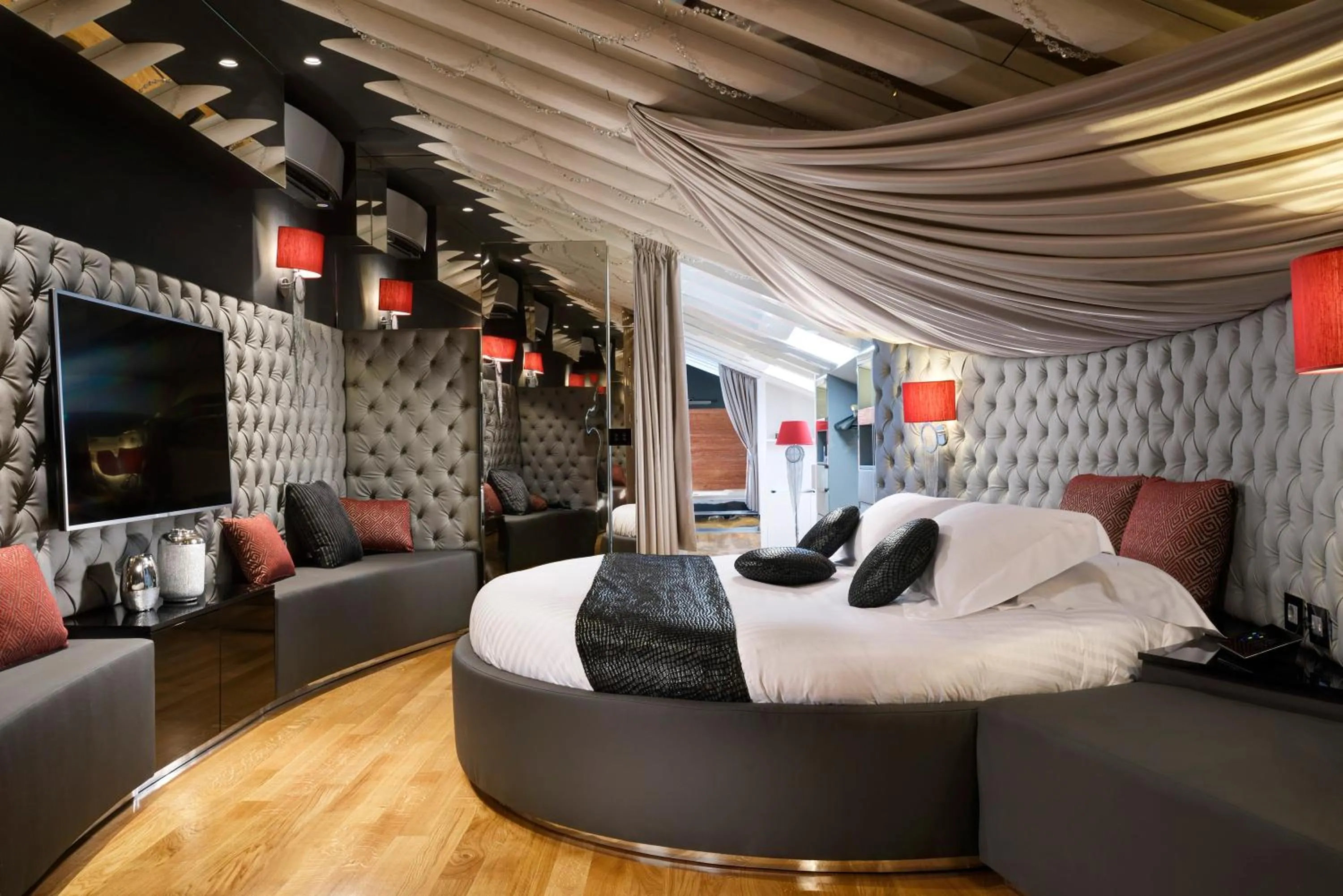 Presidential Suite in Lifestyle Suites Rome