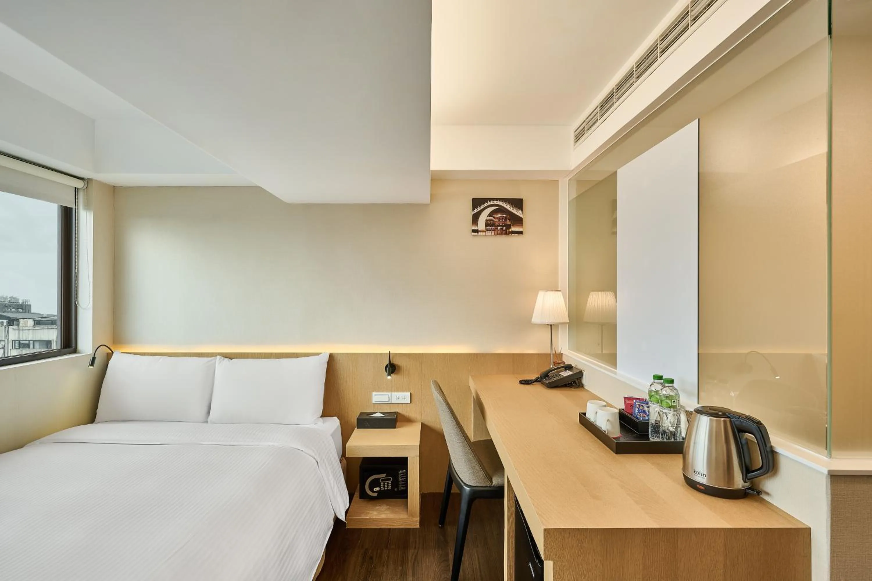 Standard Double Room in Eastin Taipei Hotel