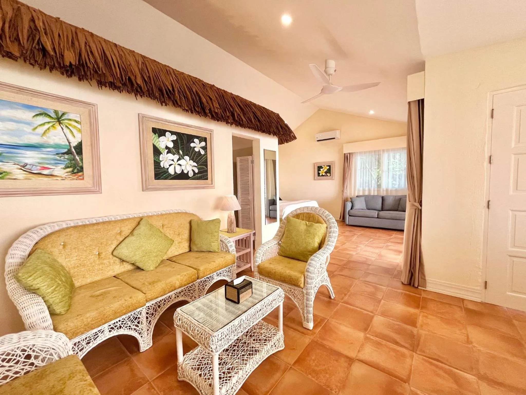 Superior Villa in Coco Grove Beach Resort, Siquijor Island