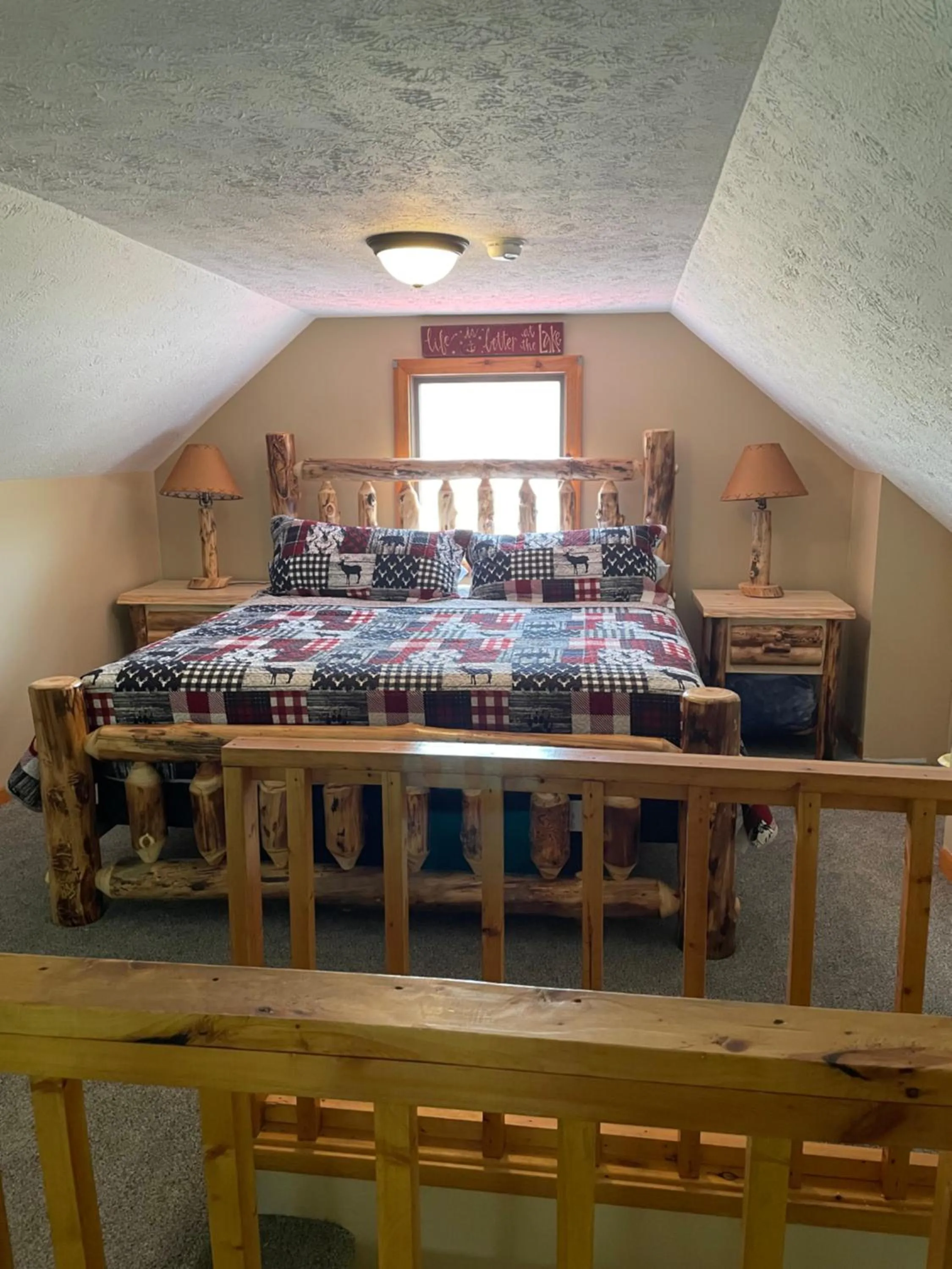 Three-Bedroom House in Rough Cut Lodge