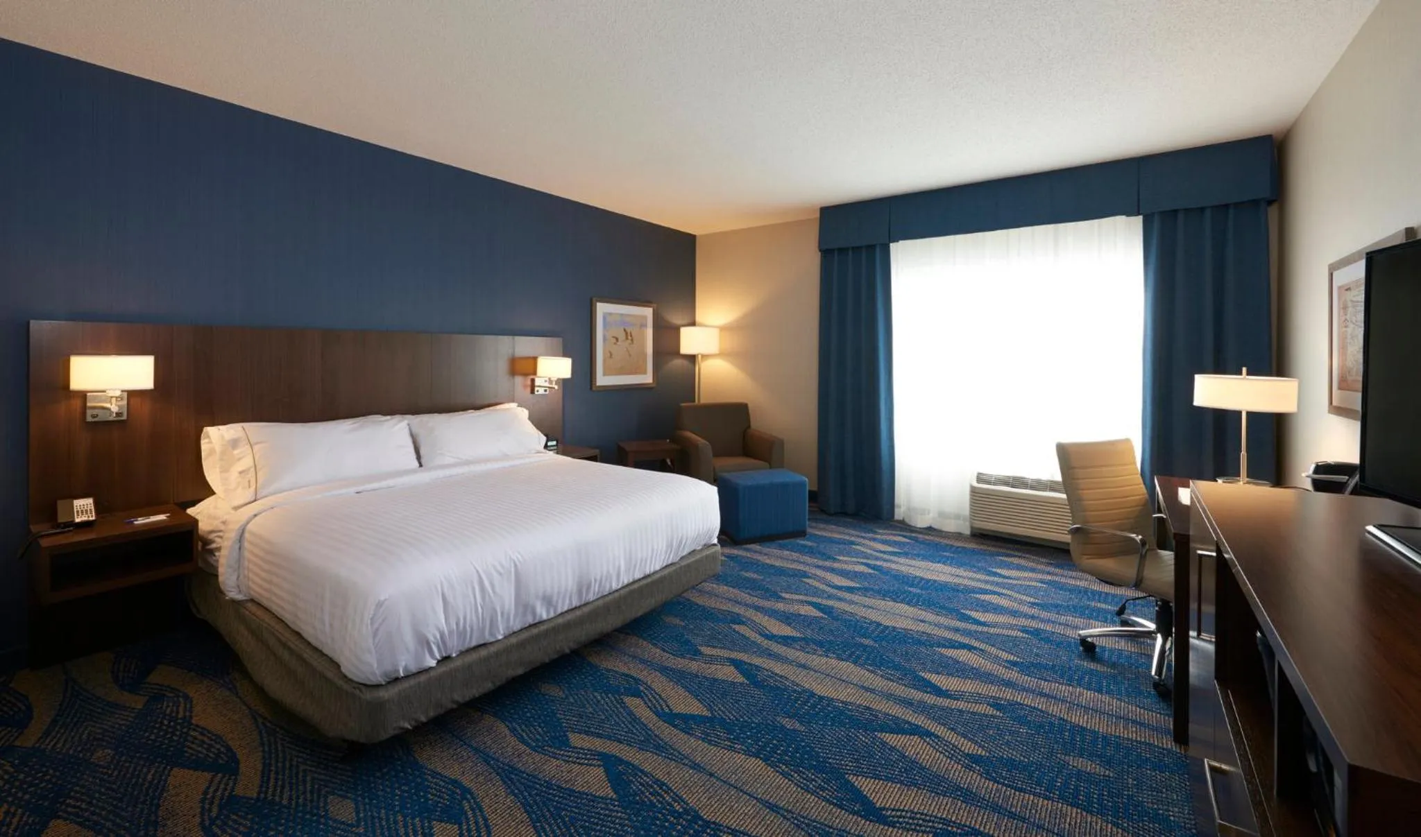 King Room - Disability Access in Holiday Inn Express & Suites St. John's Airport by IHG