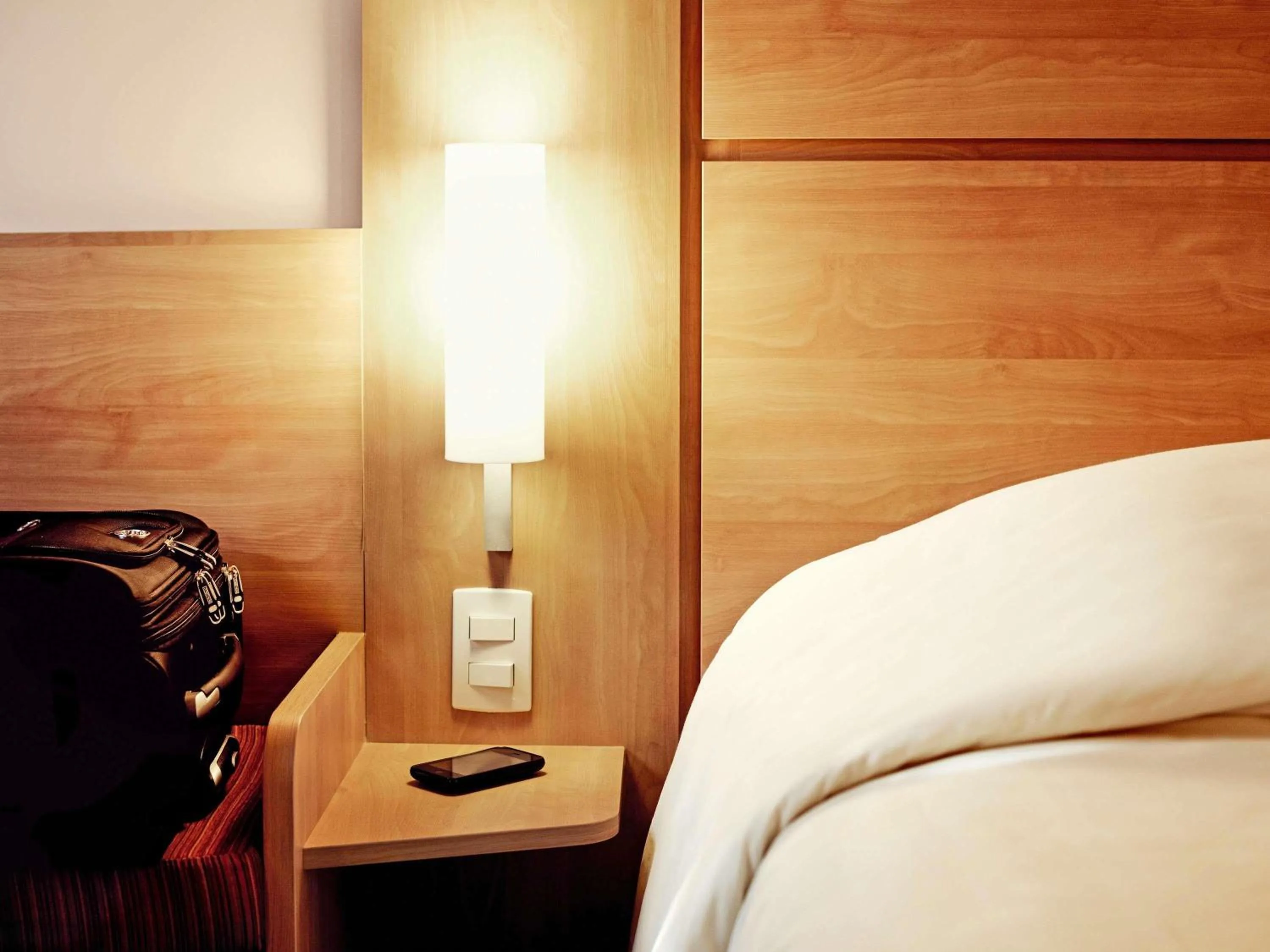 Standard Double Room - single occupancy in ibis Canoas Shopping