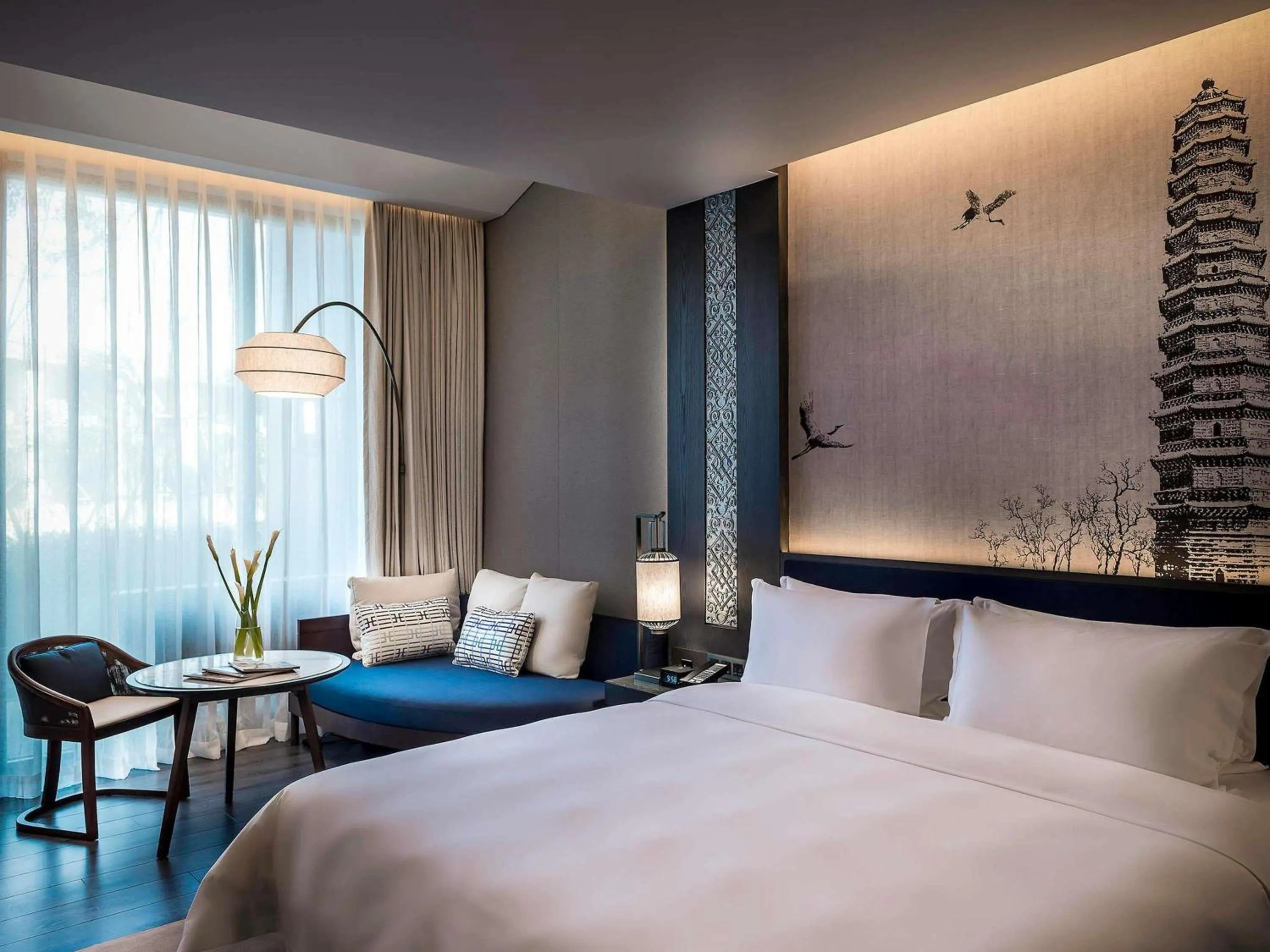 Superior King Room in Pullman Kaifeng Jianye