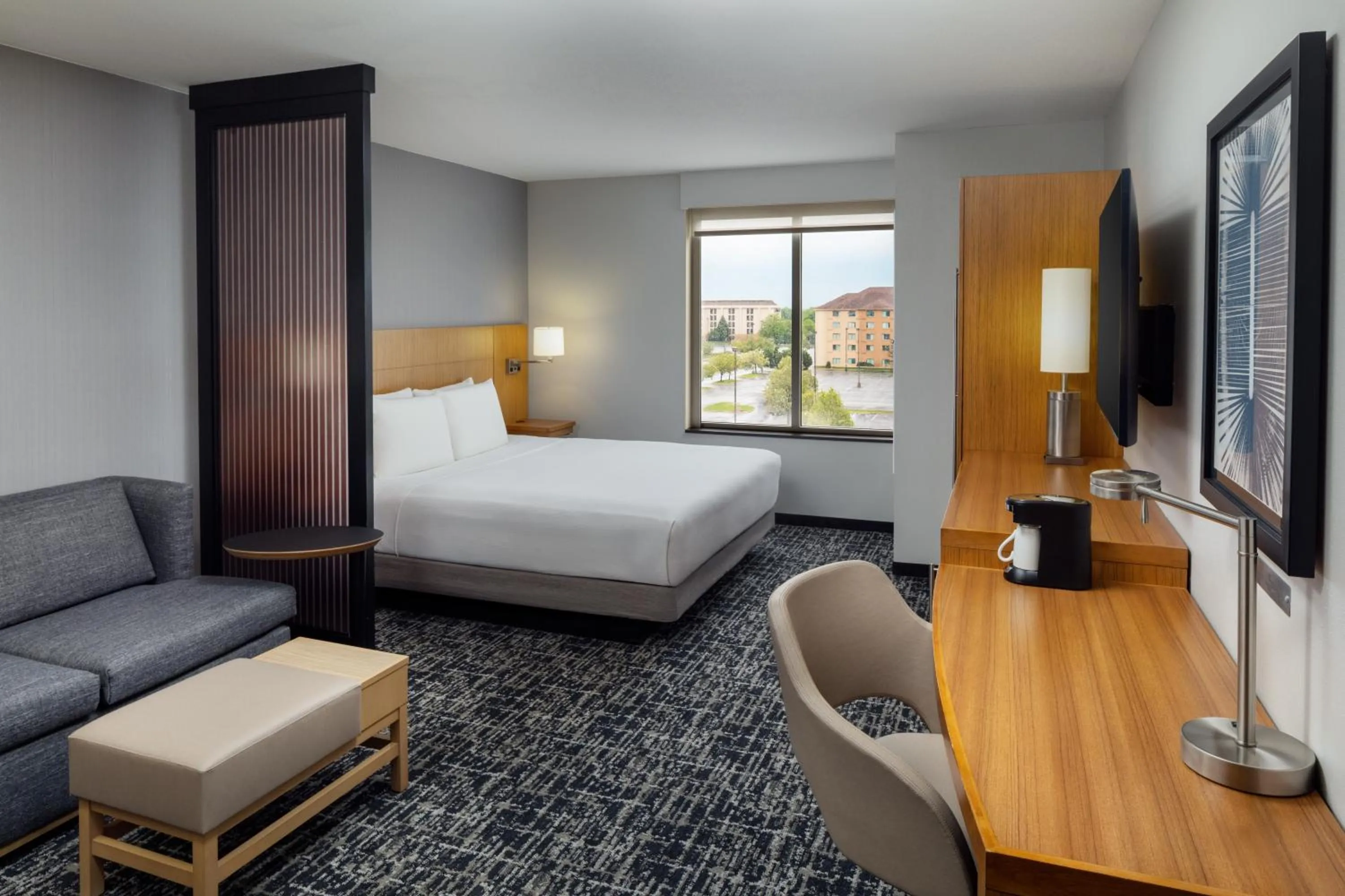 King Room with Sofa Bed in Hyatt Place Chicago Midway Airport