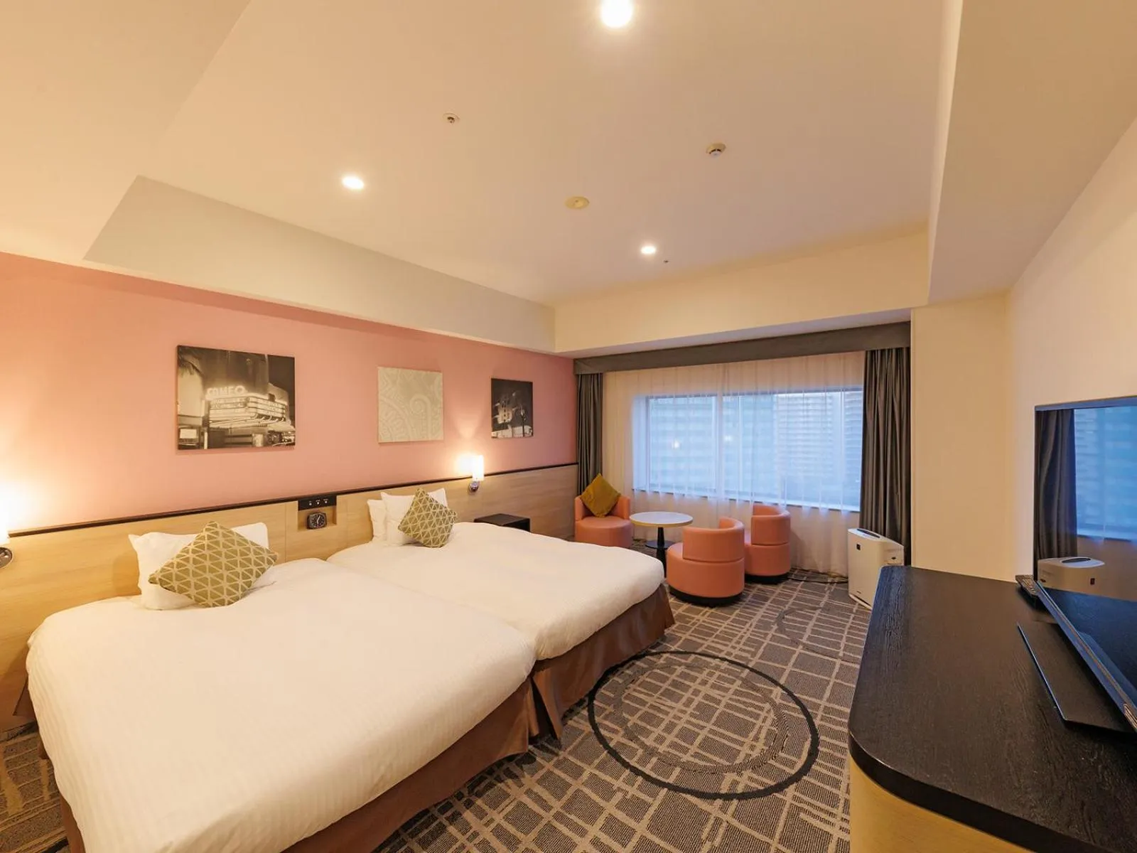 Superior Floor City View Twin Room in The Park Front Hotel at Universal Studios Japan