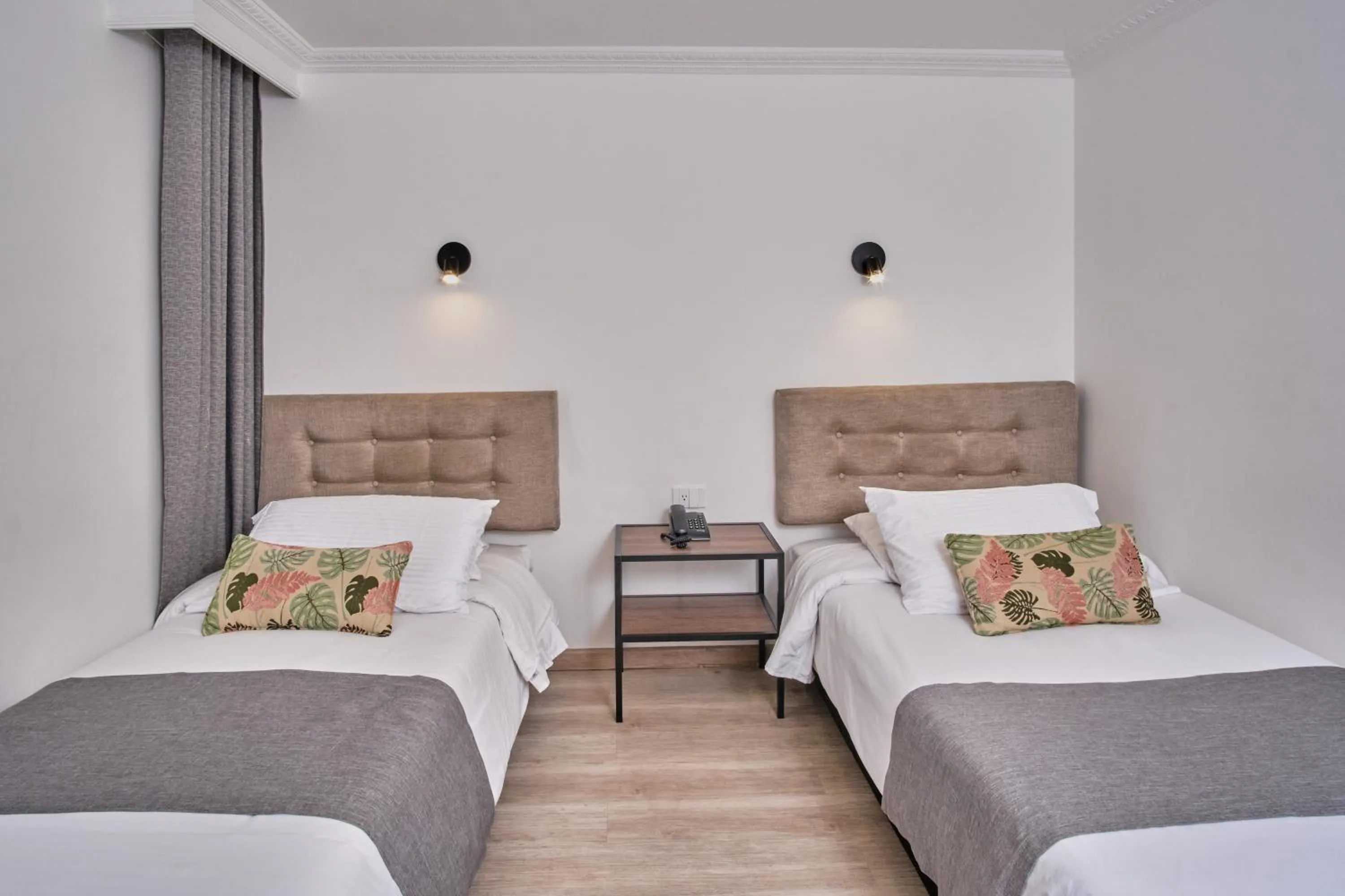 Twin Room - single occupancy in Hotel Virrey Central