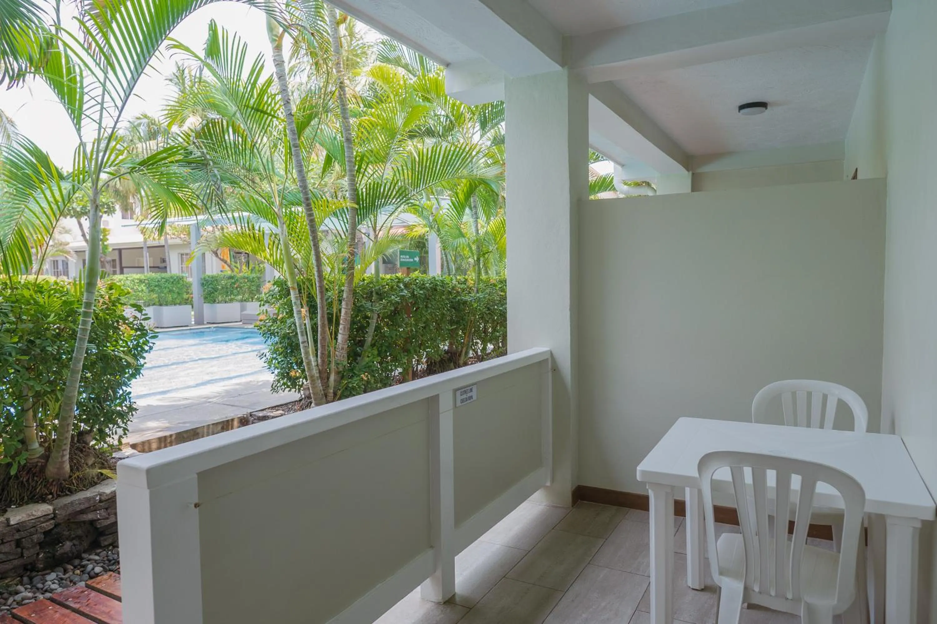 Twin Room in Hotel Roca Sunzal