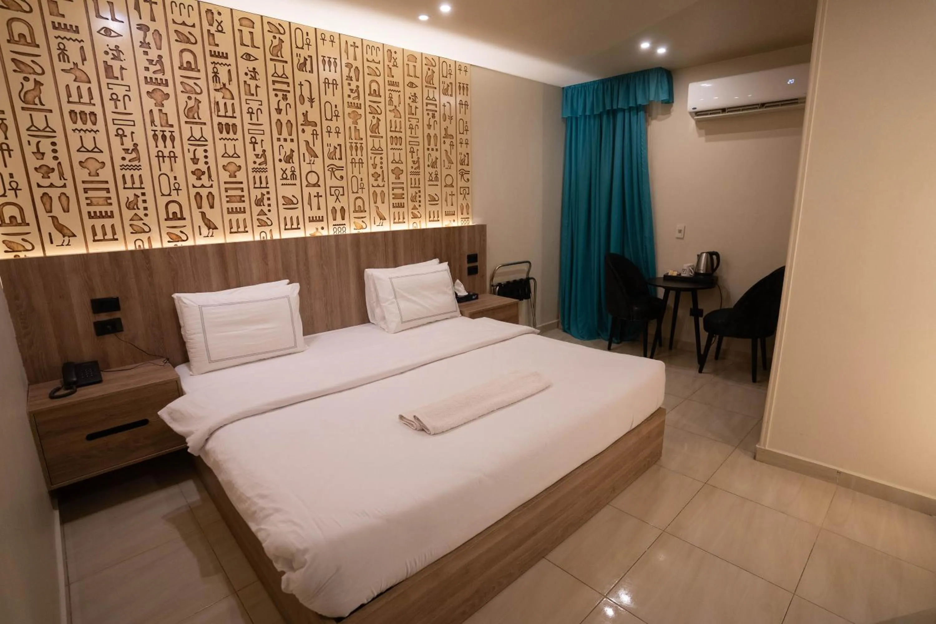 Standard Double or Twin Room with Window in Great Pyramid Inn