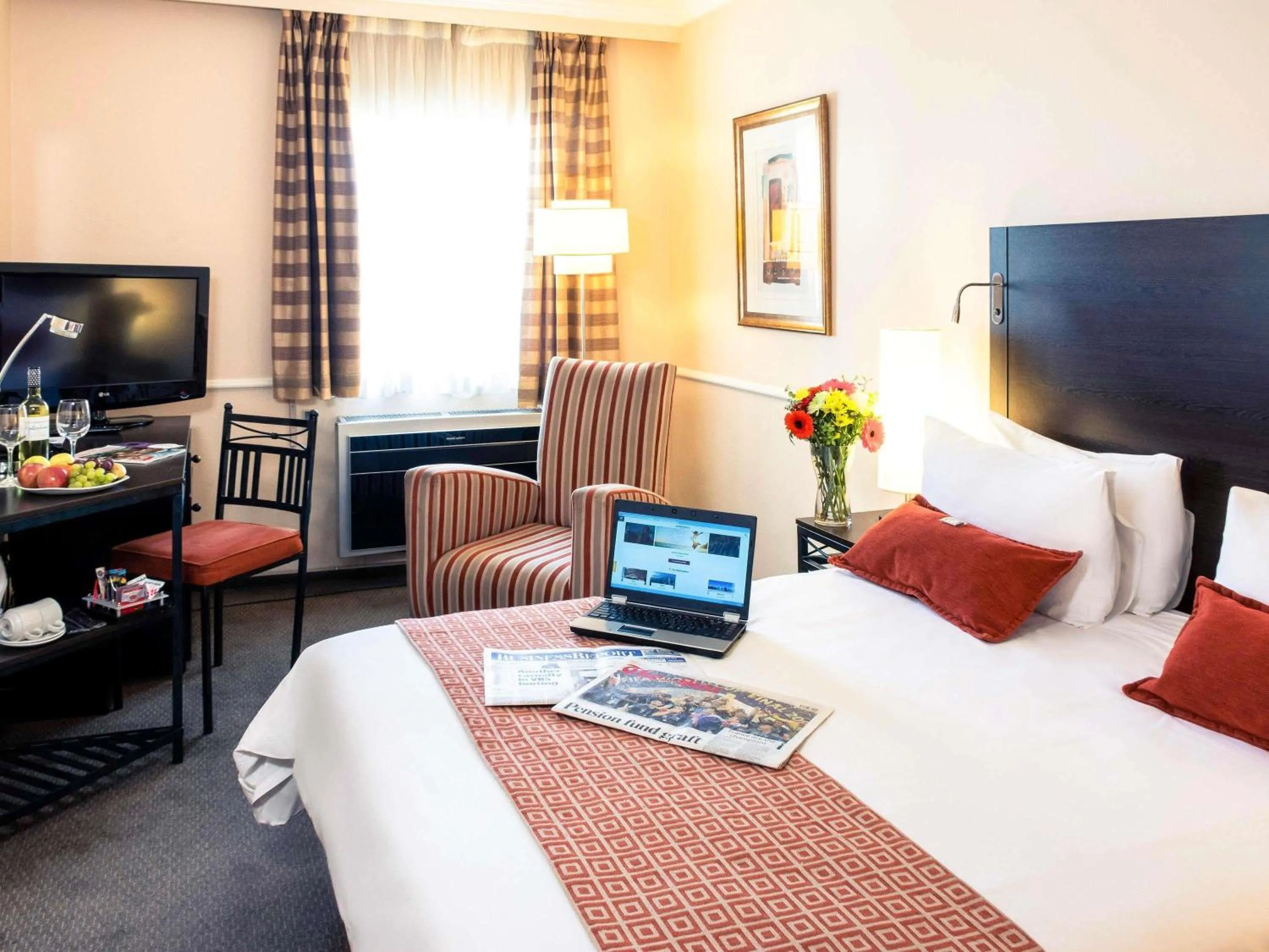 Standard Double Room in Mercure Johannesburg Midrand