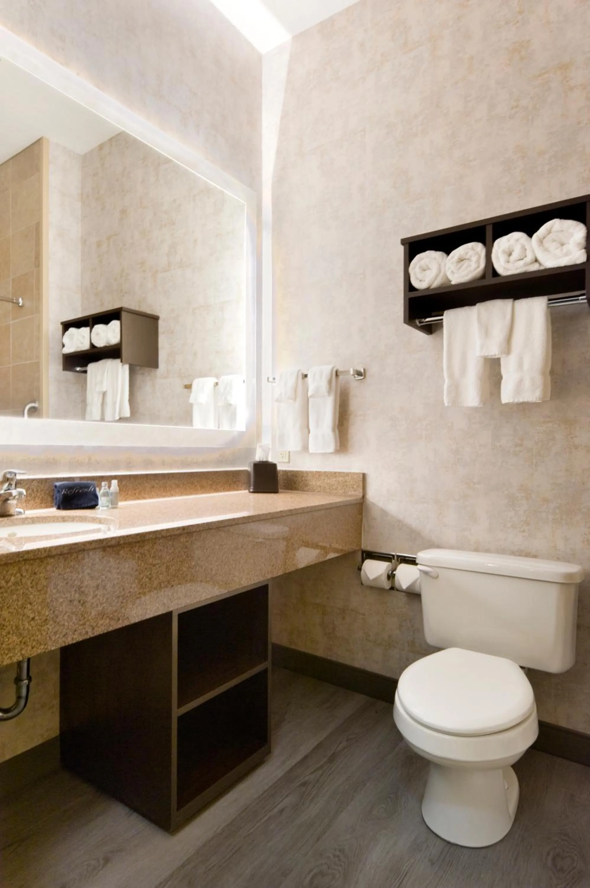 Executive Suite in ClubHouse Hotel Sioux Falls