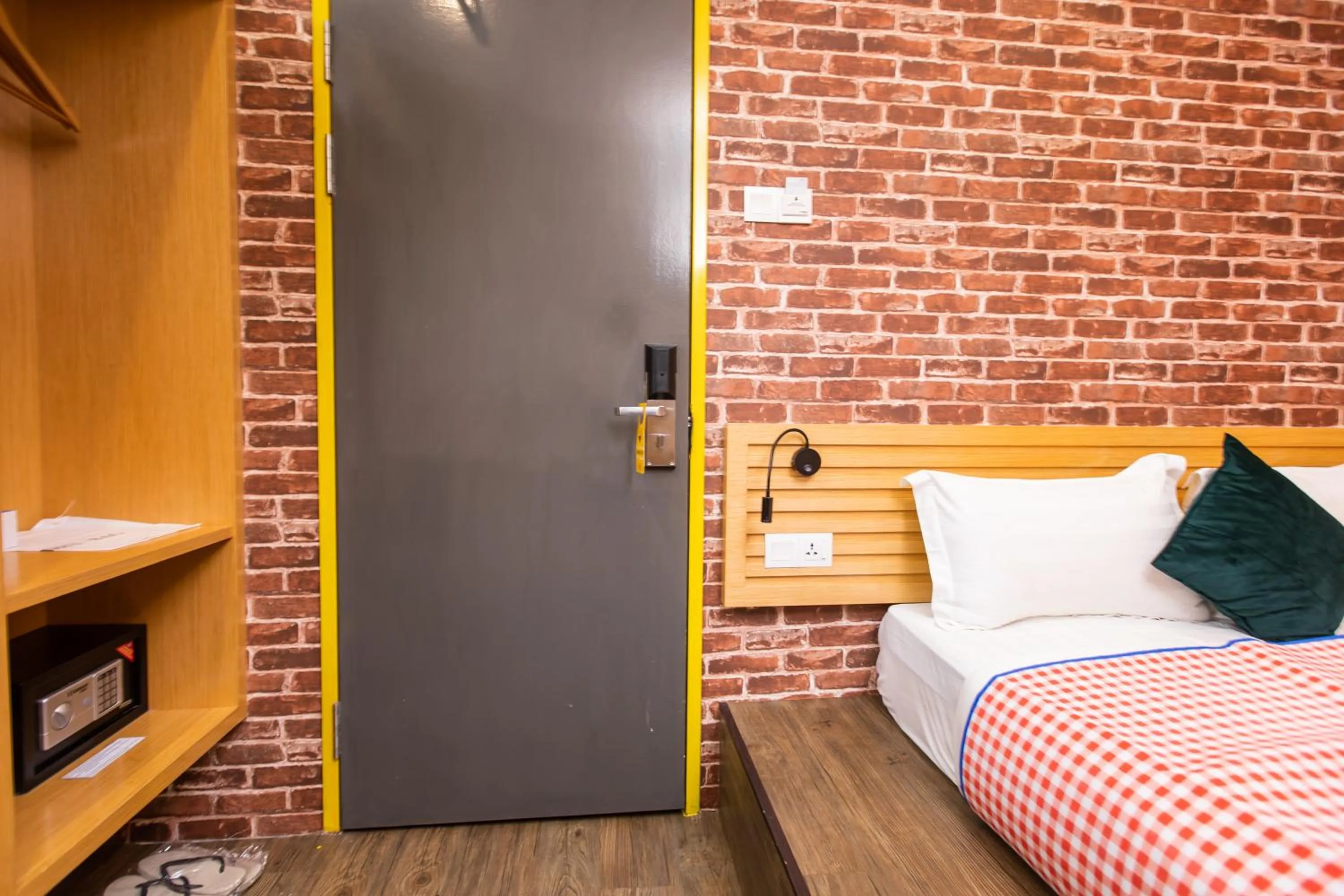 Tatami Room in B Street Hotel