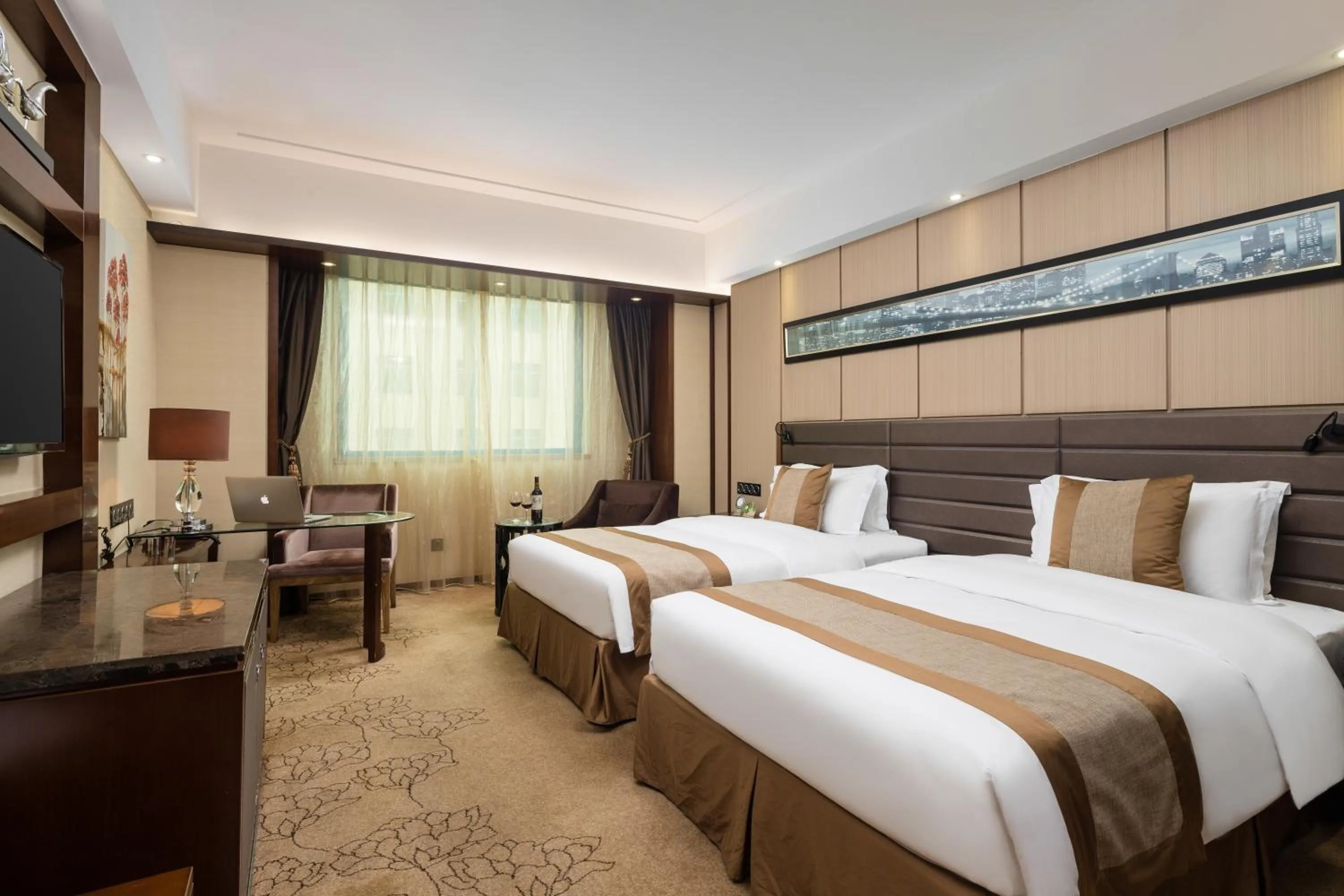 Deluxe Twin Room in Maoming International Hotel