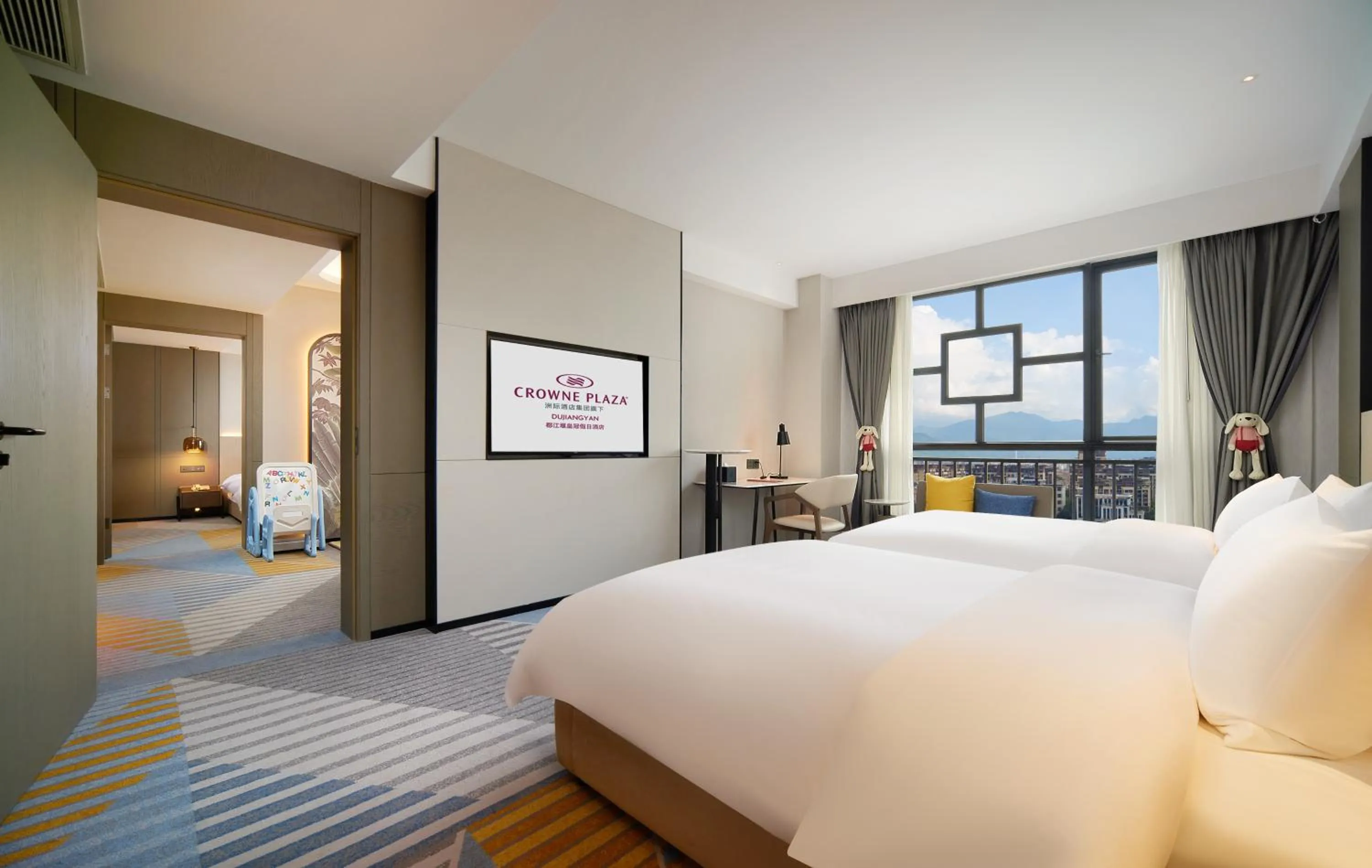 Two-Bedroom Suite with One King and Two Twin Beds - Kids Theme in Crowne Plaza Dujiangyan by IHG