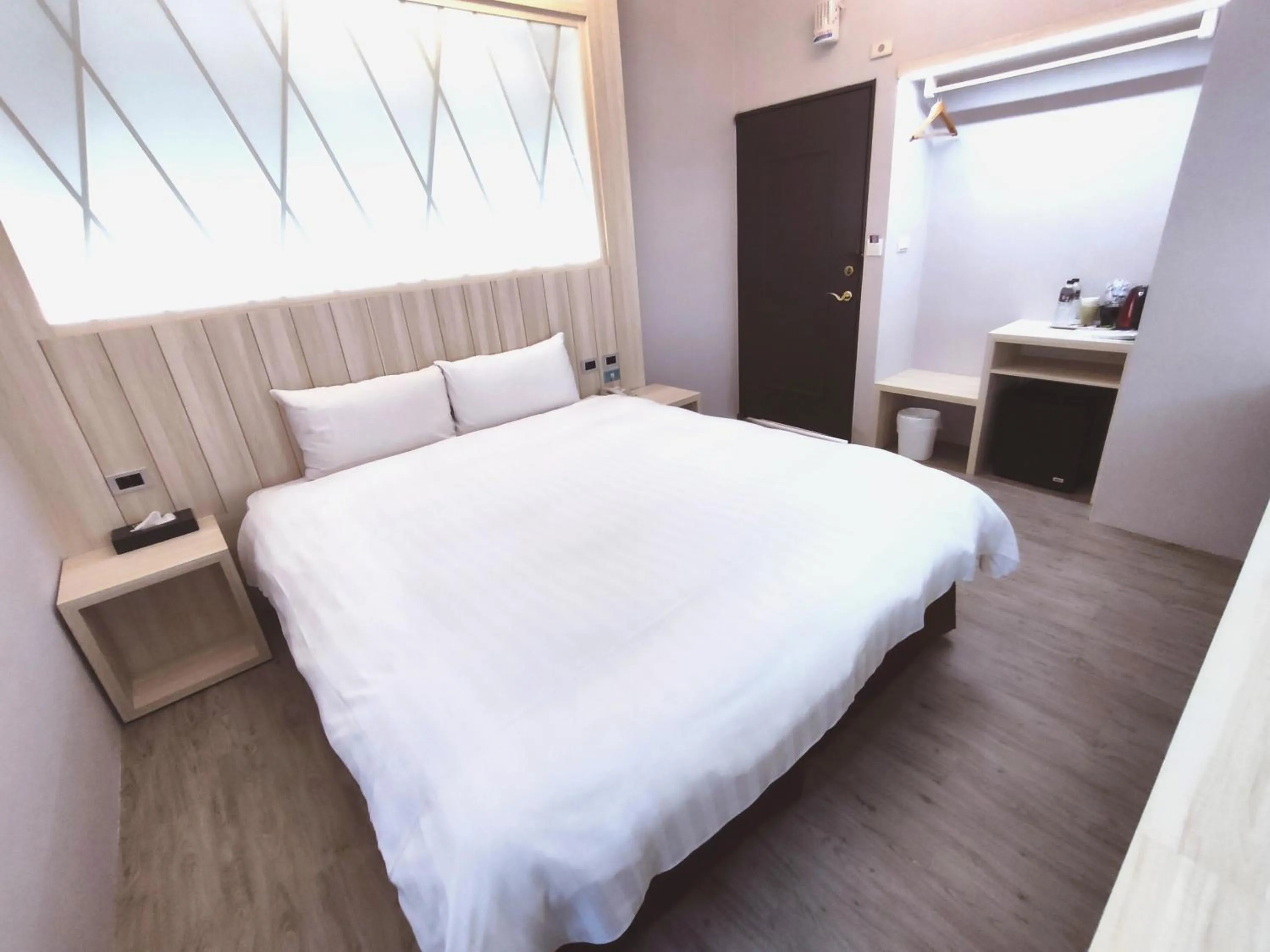 AOIKE Hot Spring Hotel