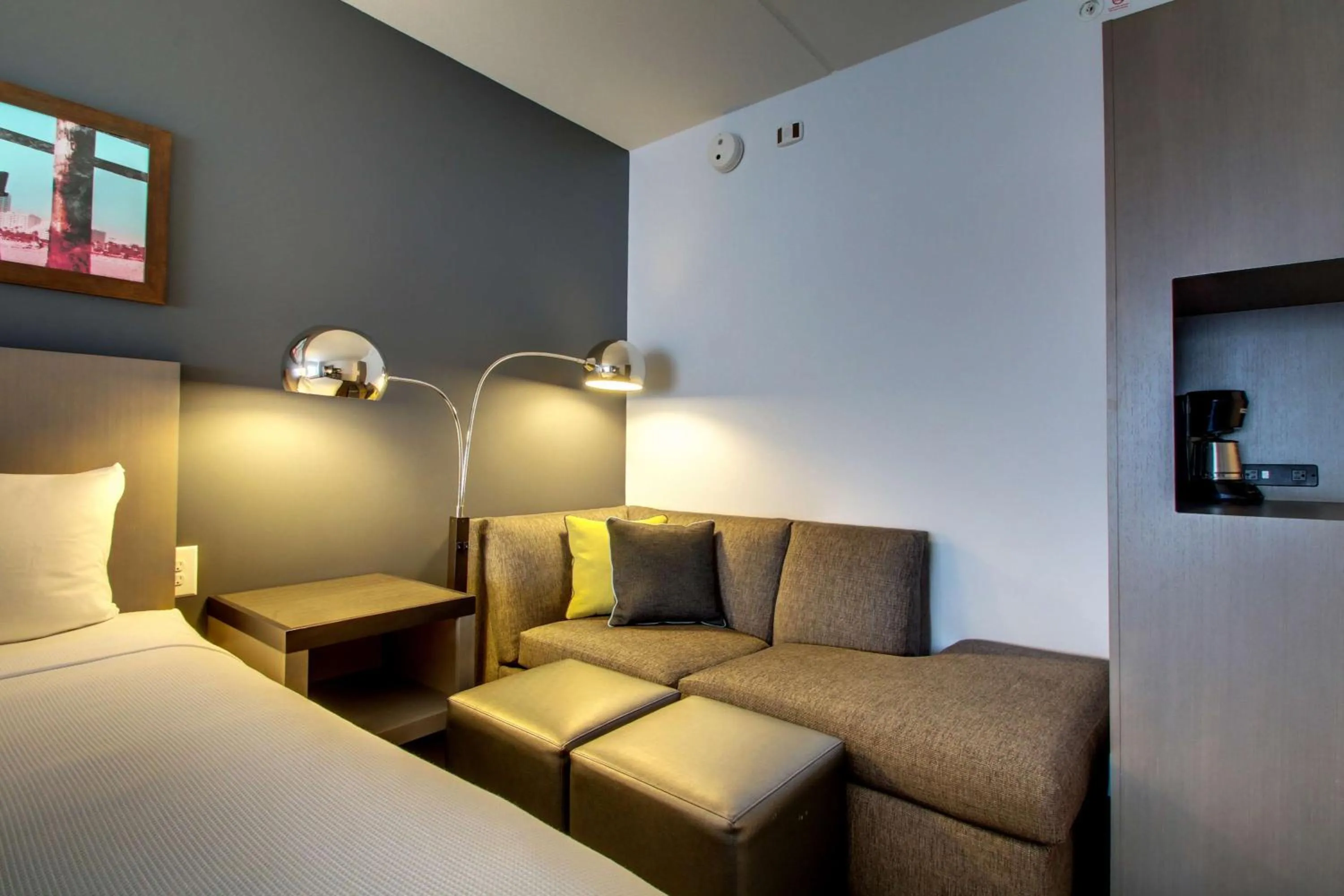 Queen Room with Two Queen Beds in Hyatt House Chicago/Evanston