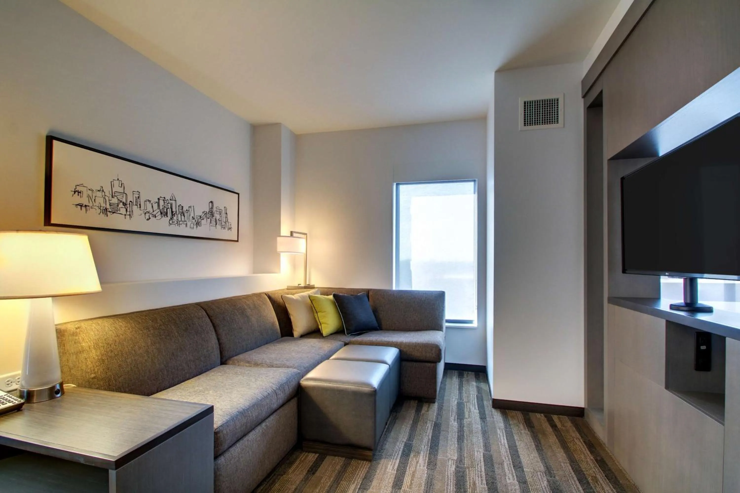 King Studio with Sofa Bed and Accessible Tub - Disability Access in Hyatt House Chicago/Evanston