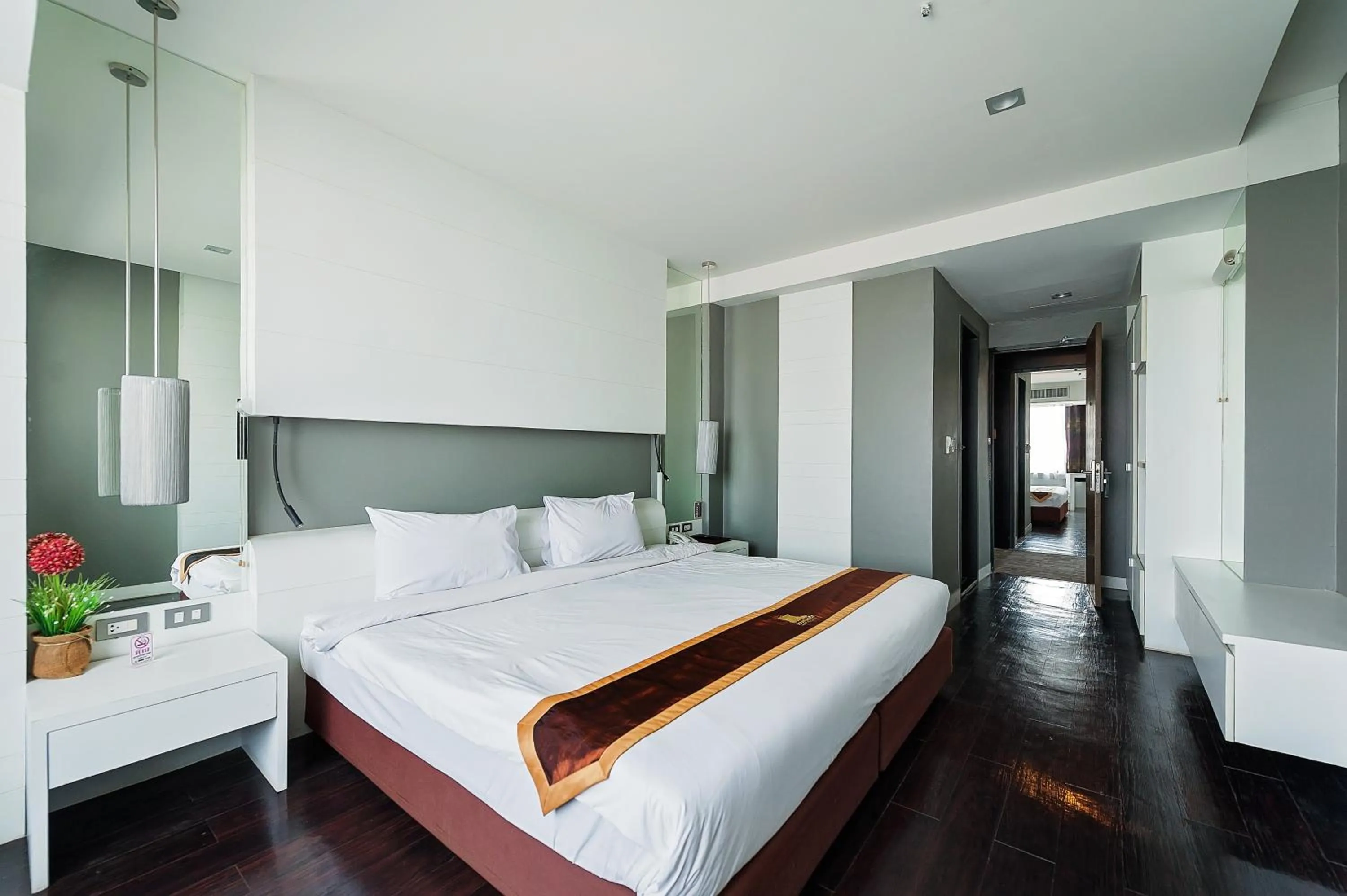 Superior King Room in Khon Kaen Hotel