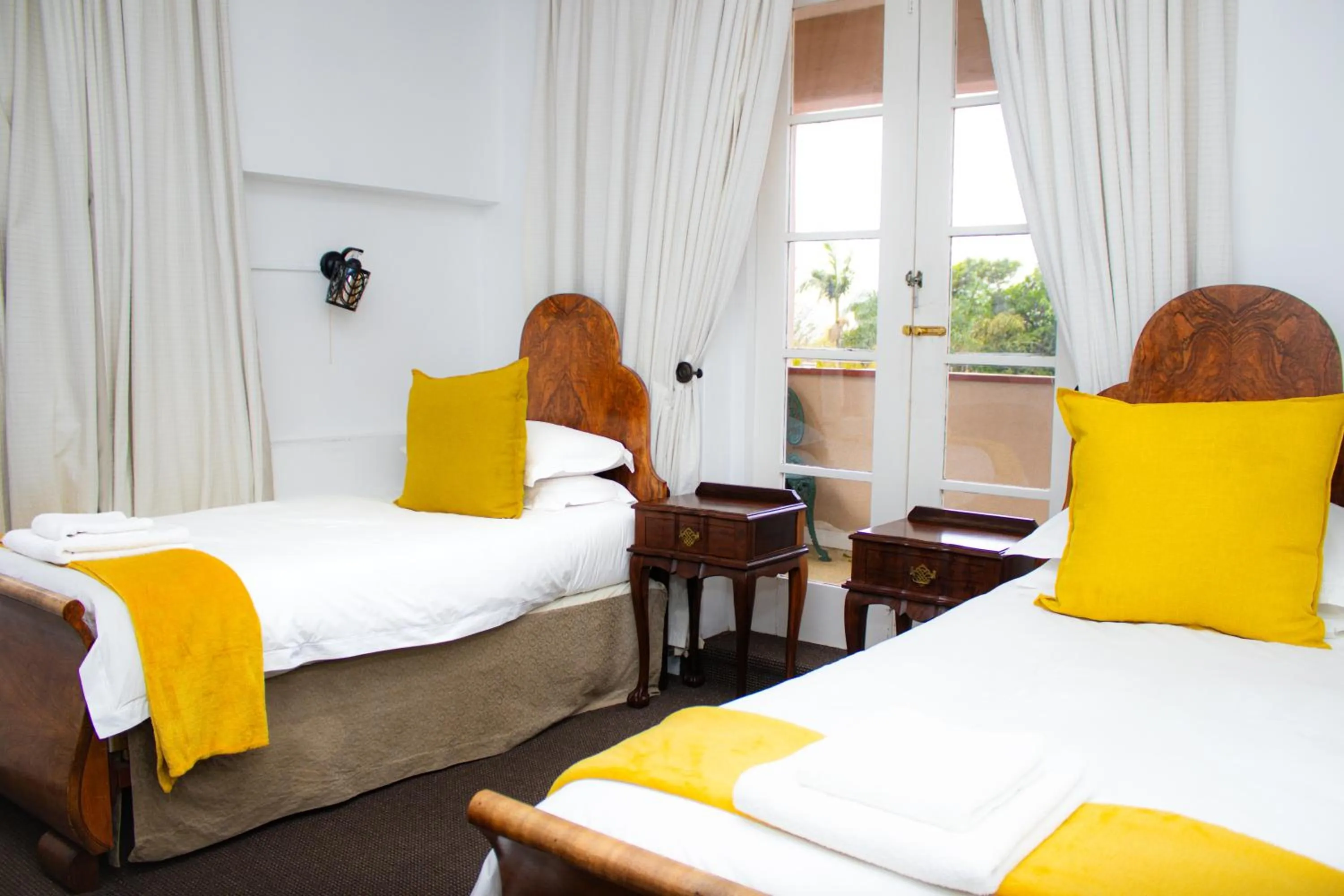 Twin Room - single occupancy in Roseland House