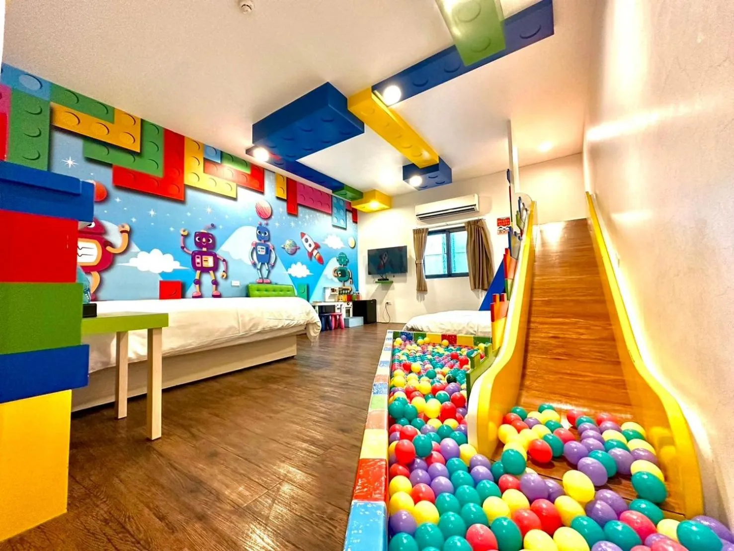 Luxury Quadruple Room in Little Apple B&B