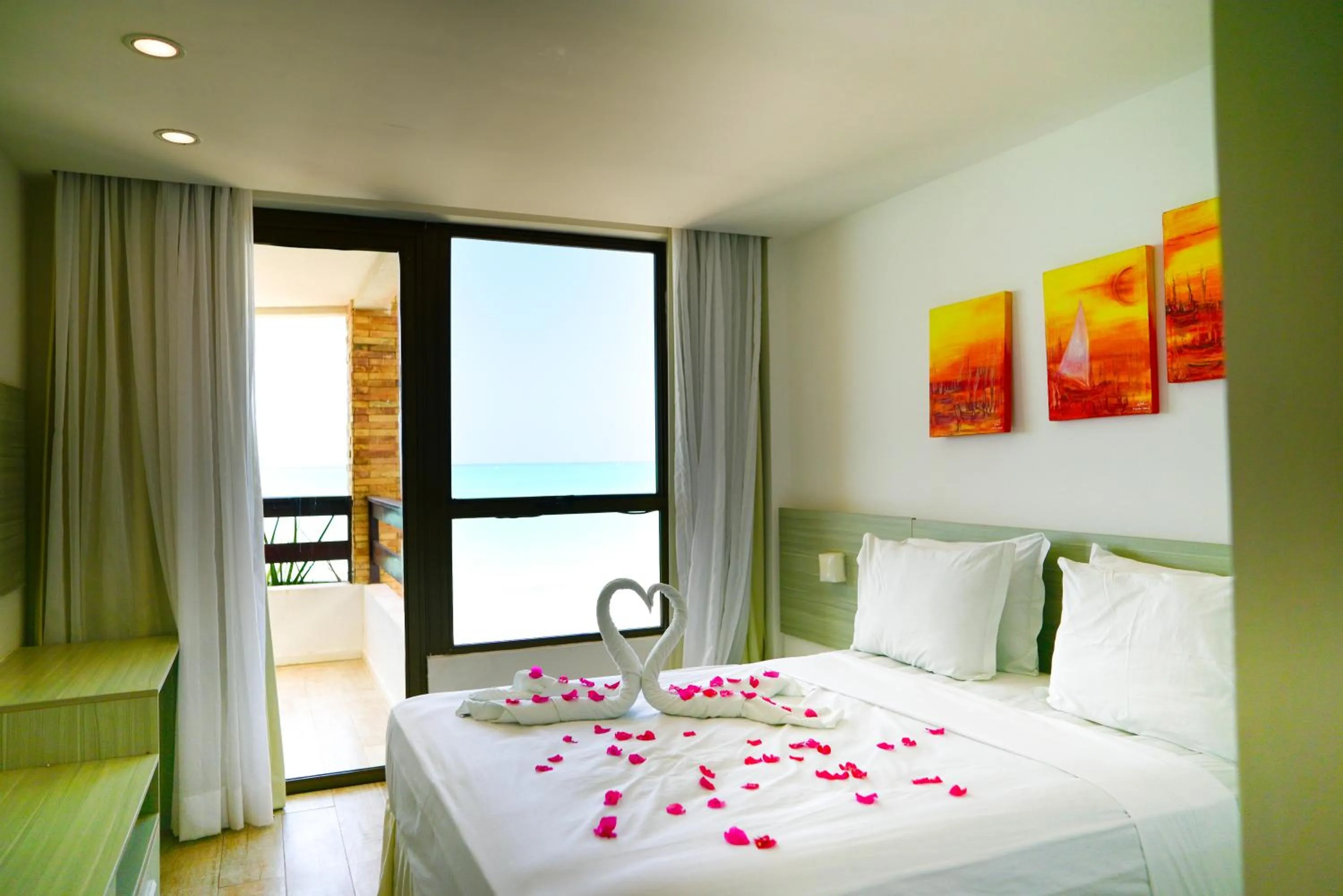 Apartment with Sea View in Waterfront Apart Hotel