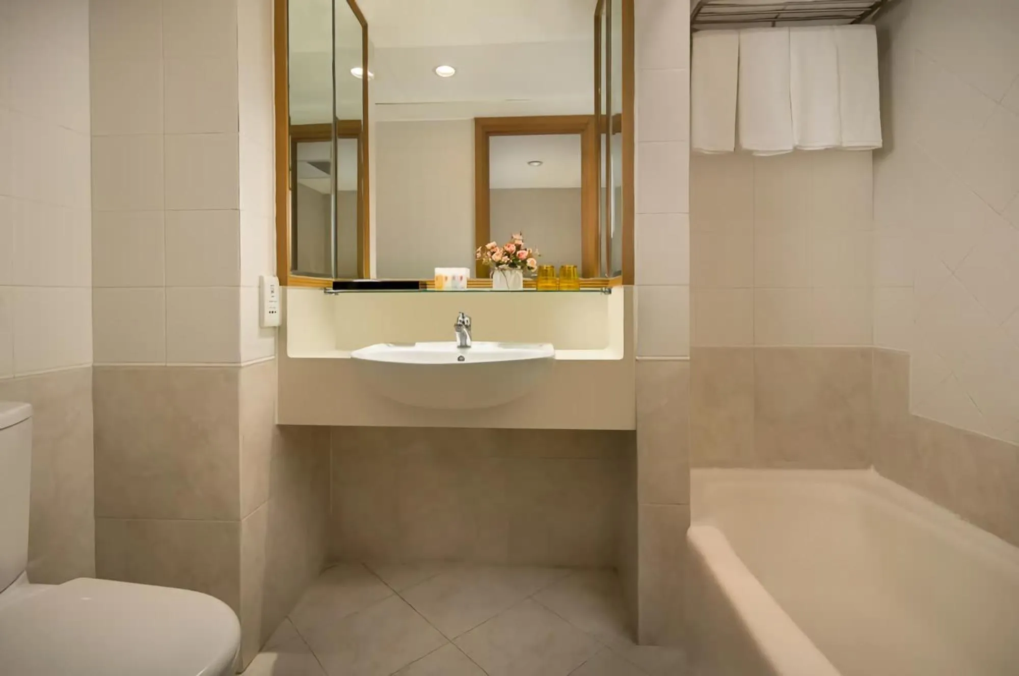 Superior Double Room in Ramada Hong Kong Grand View