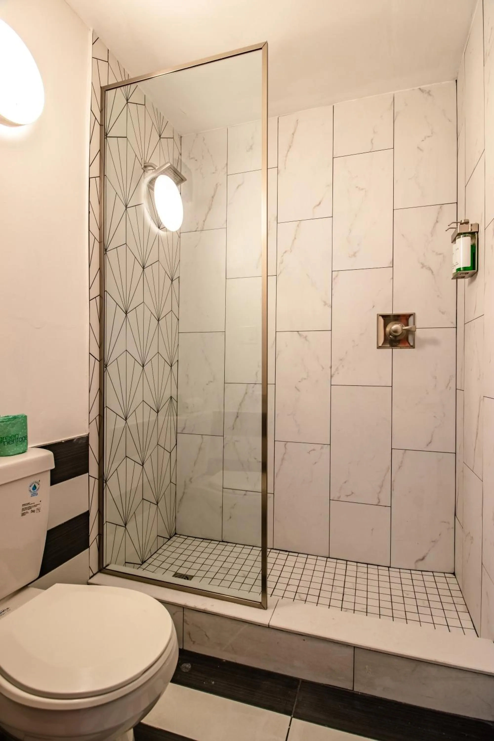 Queen Room with Two Queen Beds -  Second Floor in The Asheville Inn