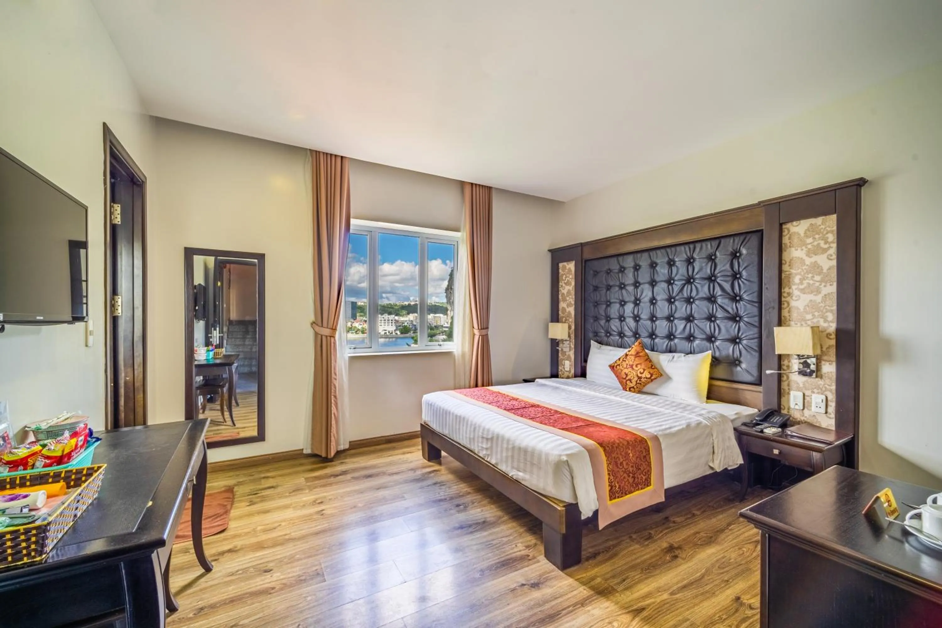 Superior Double Room in Ha Long Park Hotel