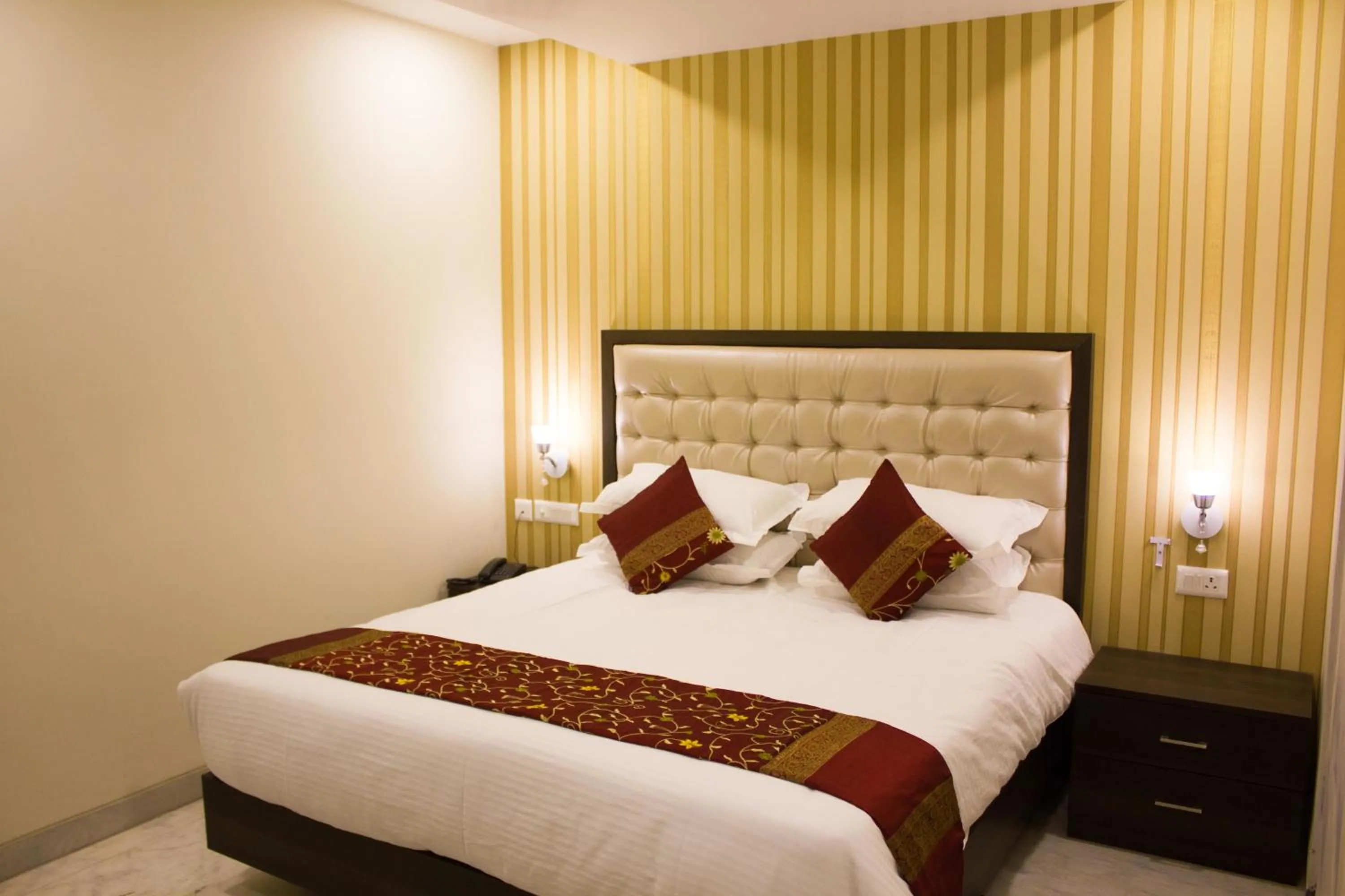 Standard Double Room in Pandya Niwas