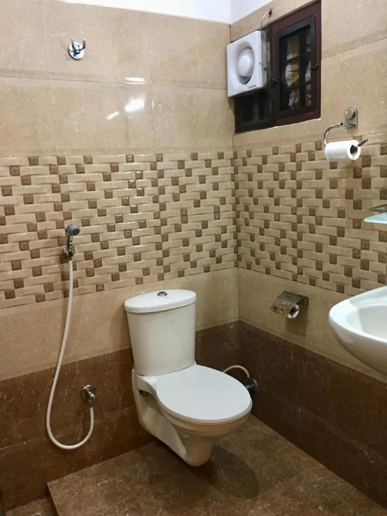 Standard Double Room in Fortkochi Beach Inn