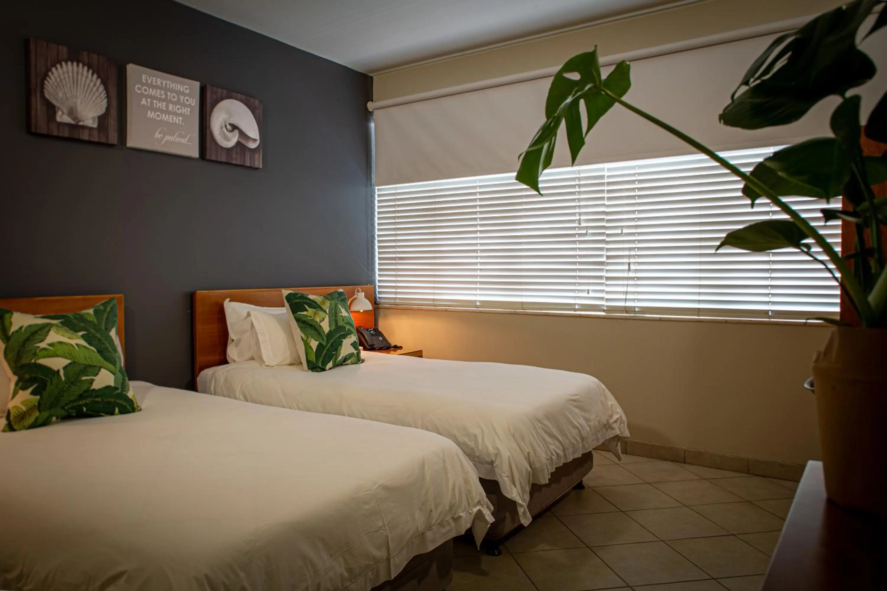 Standard Twin Room in Villa San Giovanni Accommodation