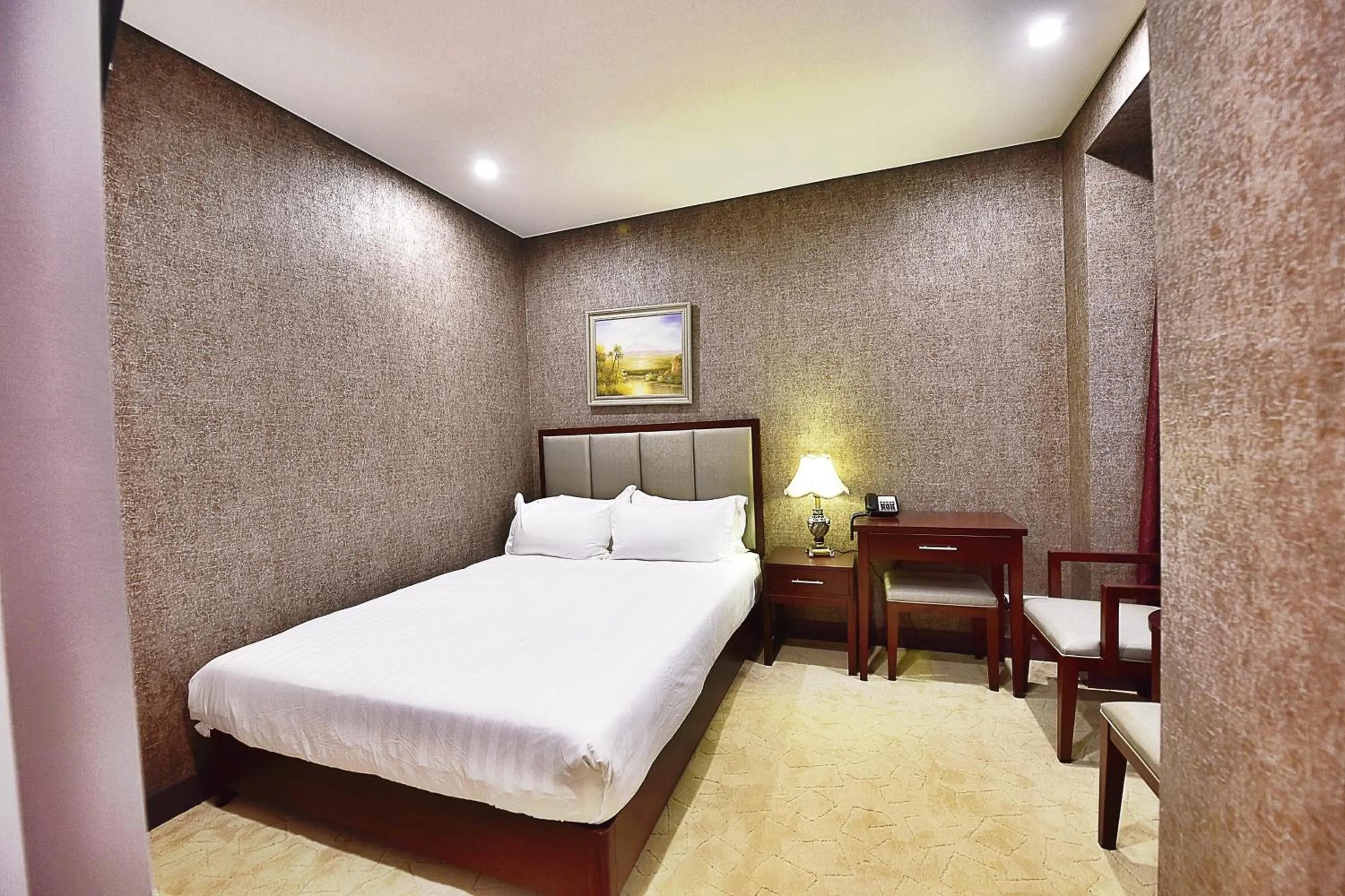 Executive King Room in Megaboom City Hotel