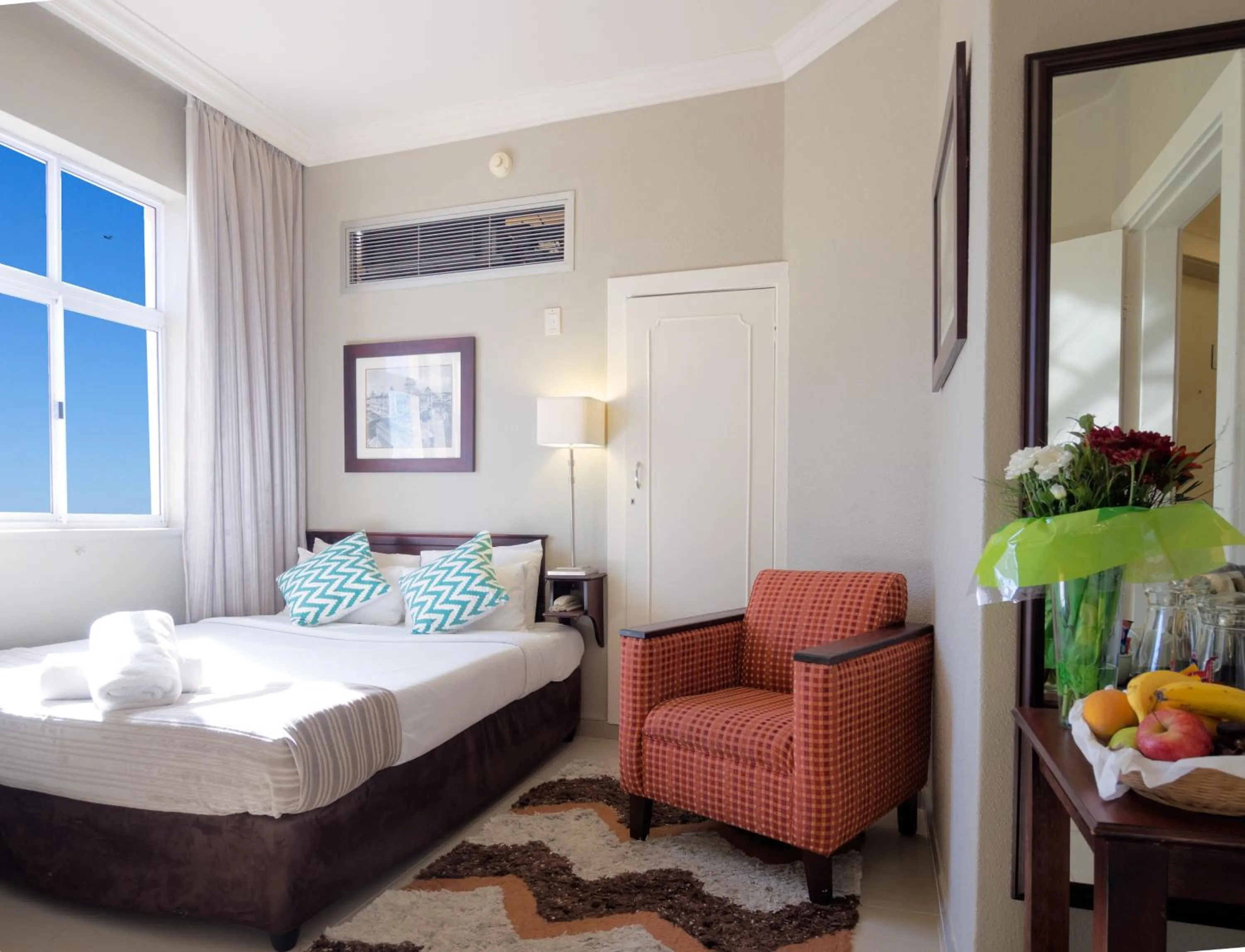 Standard Double Room in Albany Hotel