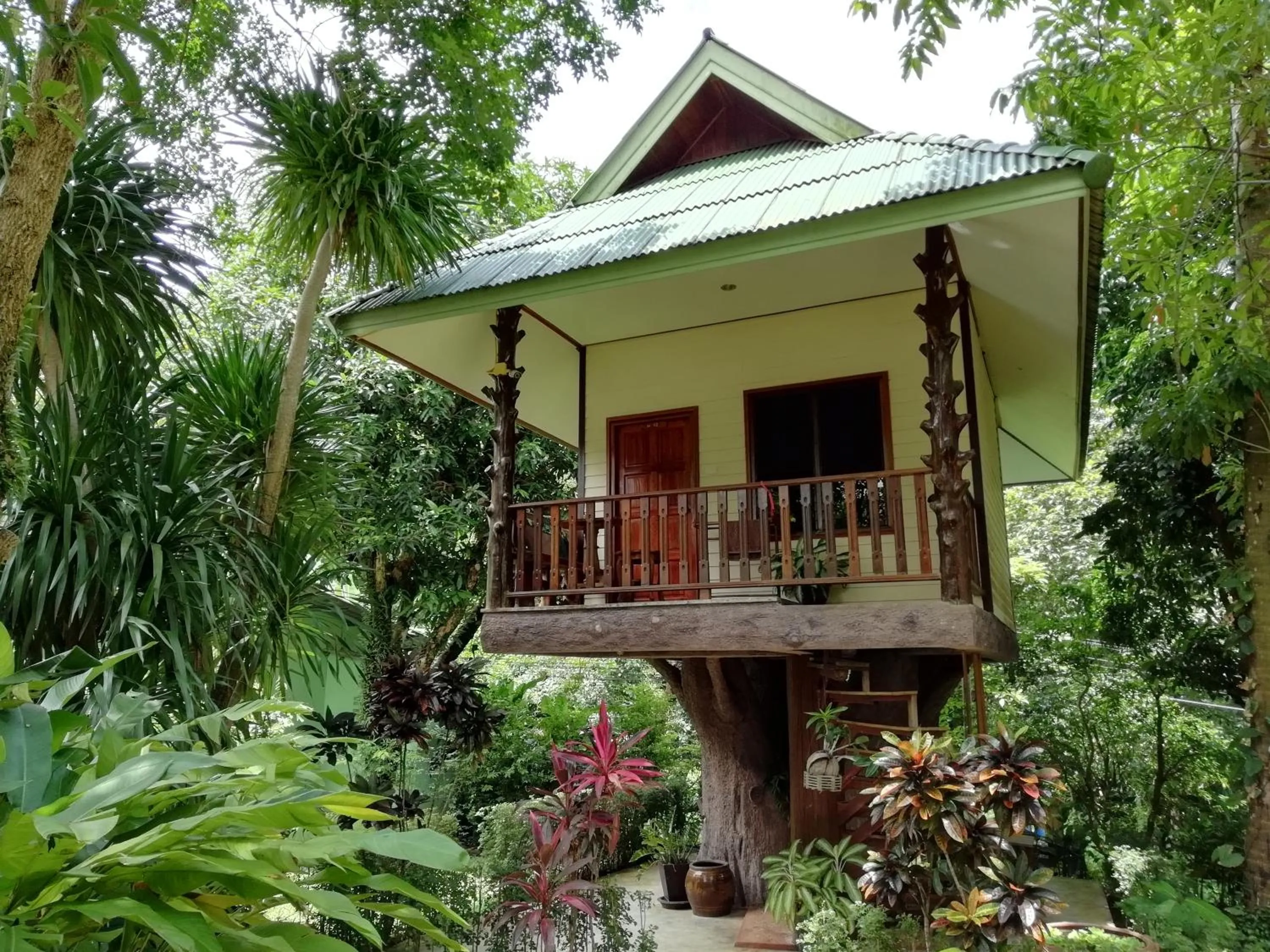 Deluxe Double Room with Balcony in Macura Resort