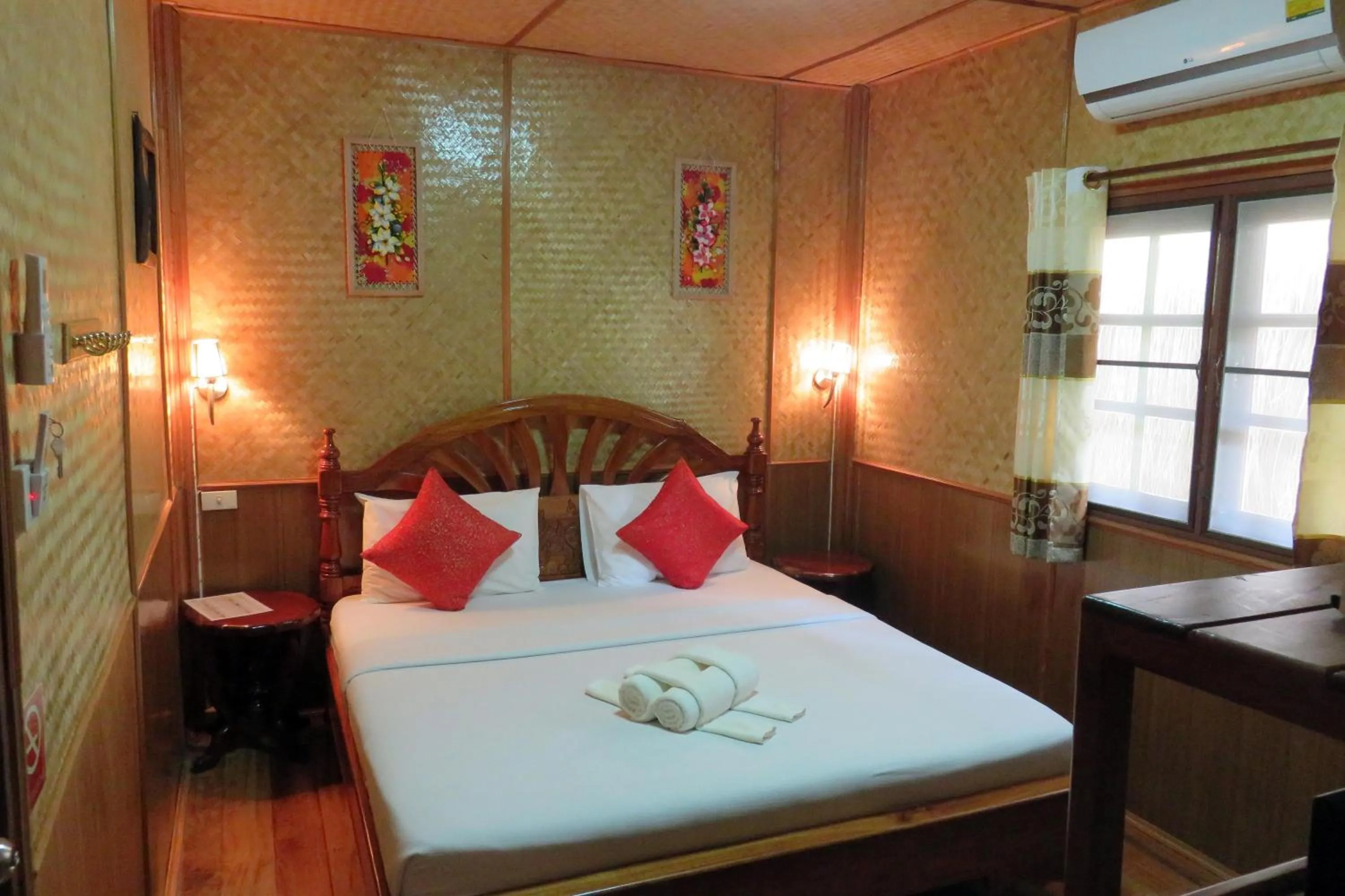 King Room with Pool View in Macura Resort