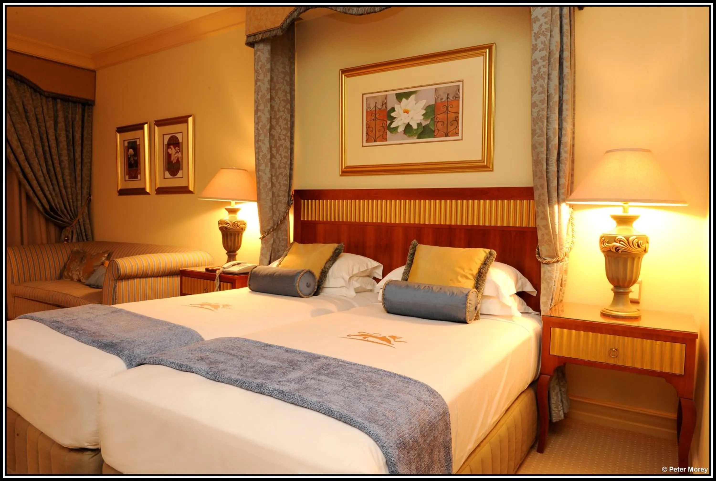 Deluxe King Room in Peermont D'oreale Grande at Emperors Palace