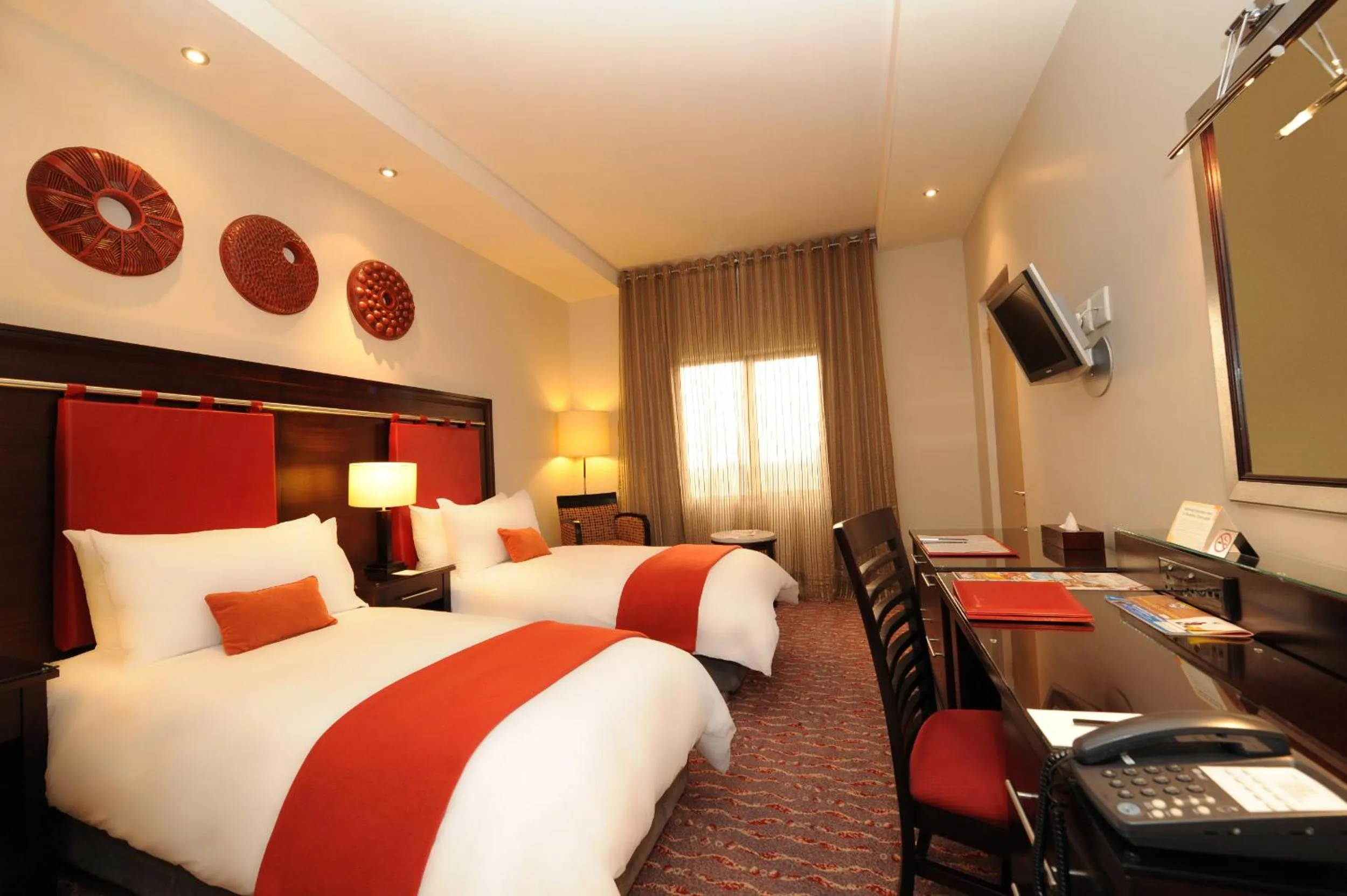 Superior Twin Room in Mondior at Emperors Palace