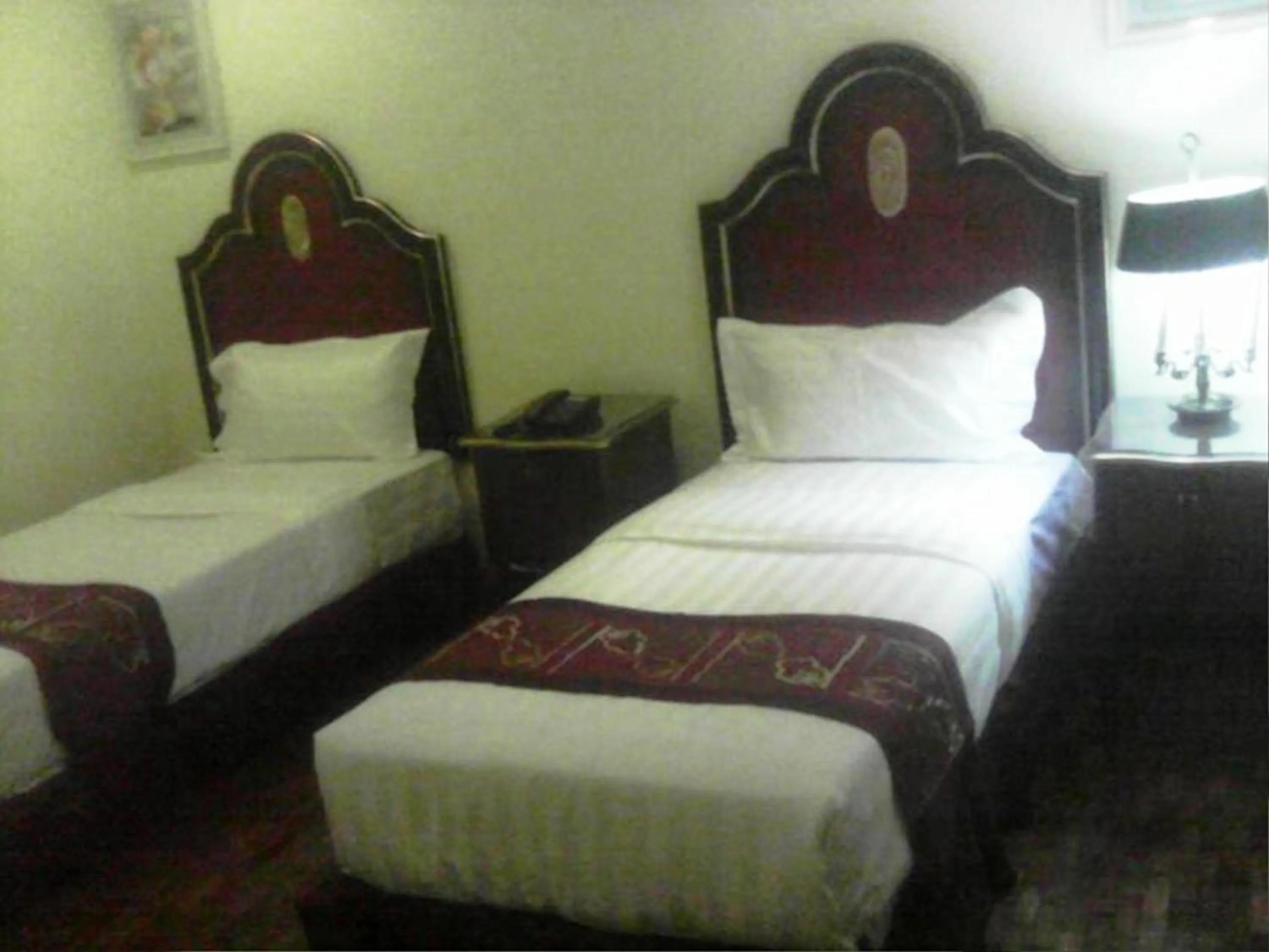 Deluxe Twin Room in Rainbowland Hotel