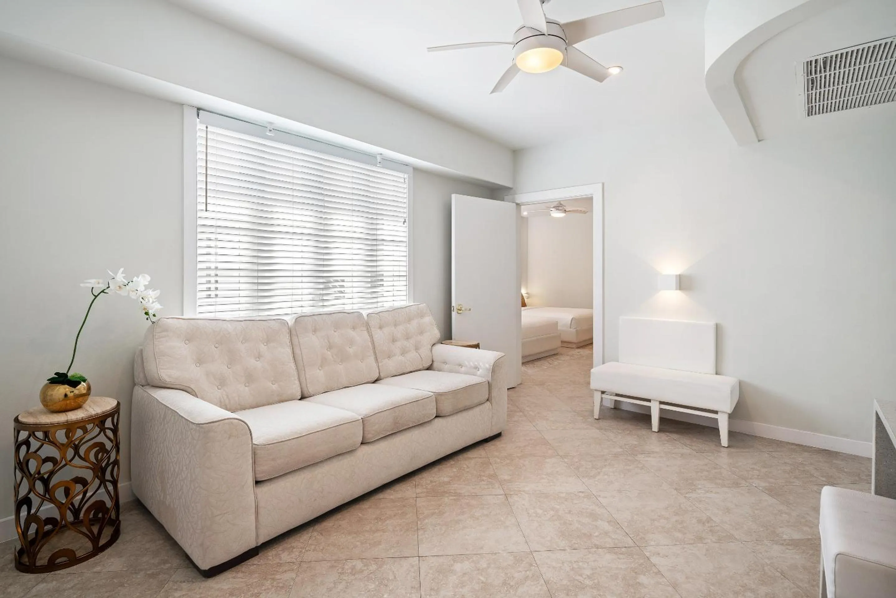 ADA Courtyard Double Suite in Cardozo Hotel