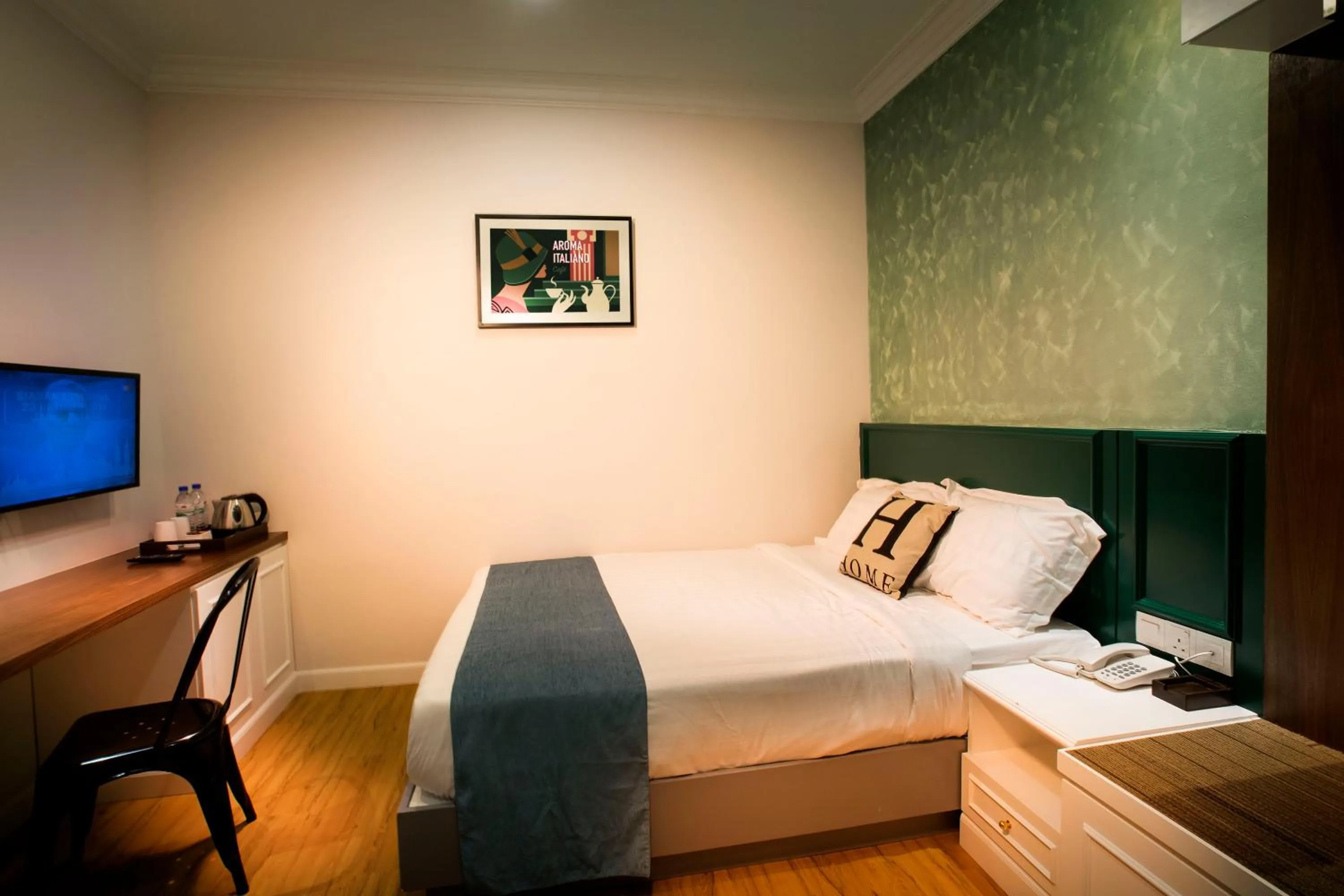 Superior Queen Room without Window in H Boutique Hotel Sri Petaling