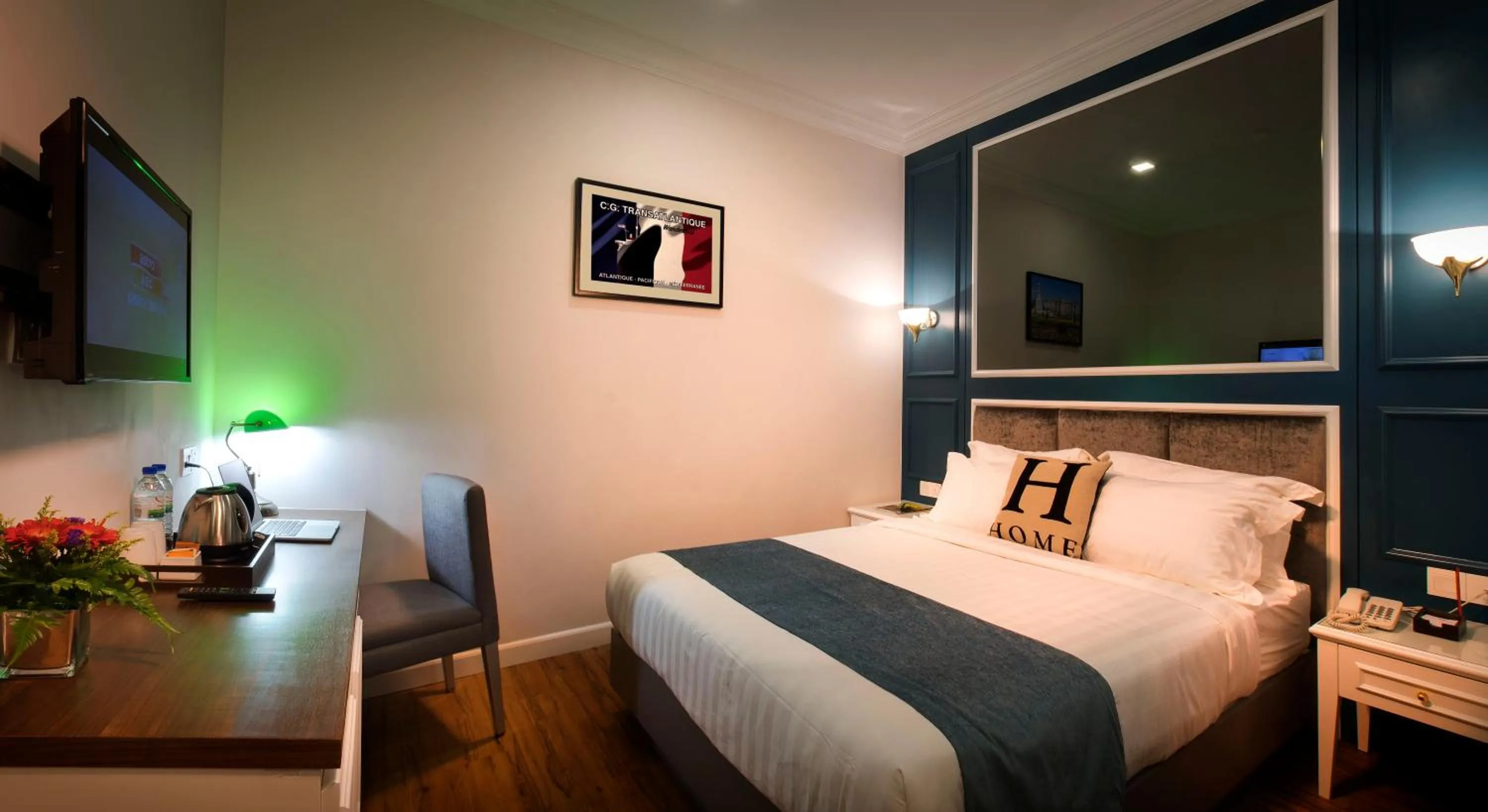 Deluxe Queen Room with Window in H Boutique Hotel Sri Petaling