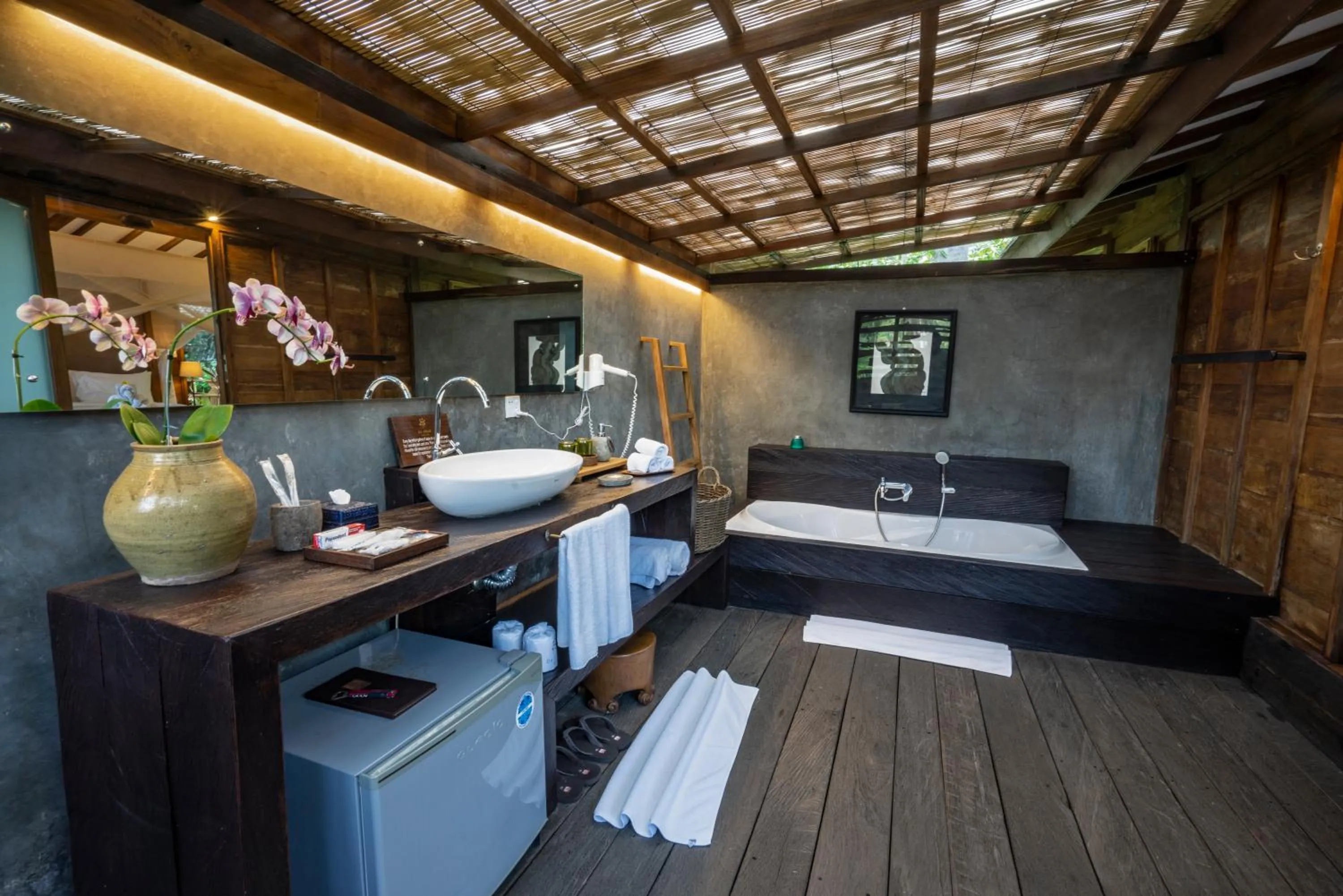Wooden Two-Bedroom Villa and Garden View in De Ubud Villas & Spa